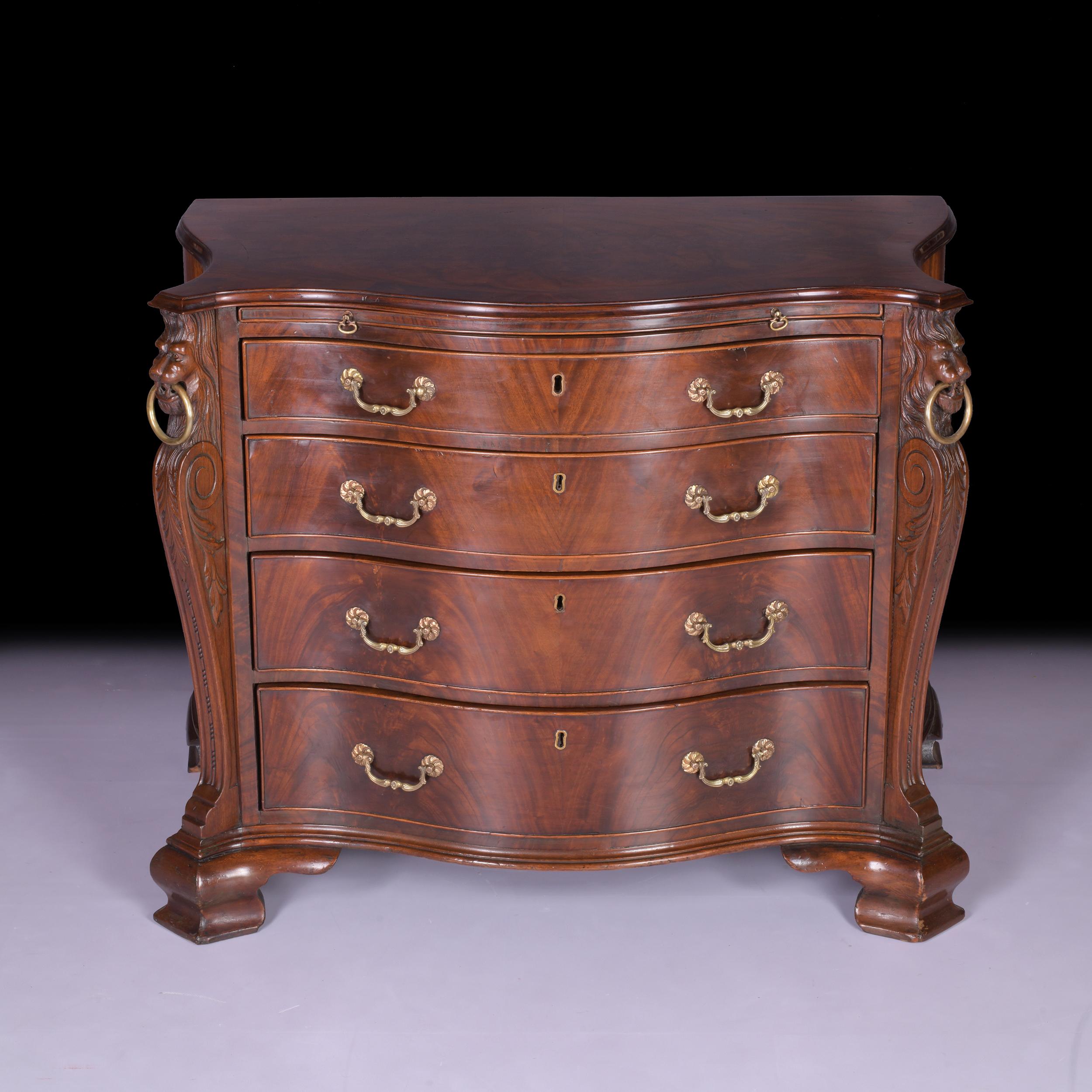 19th Century English George II Style Mahogany Serpentine Commode / Chest For Sale 4
