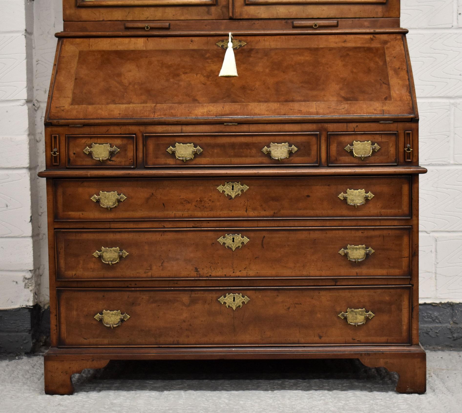 19th Century English George III Burr Walnut Bureau Bookcase For Sale 6