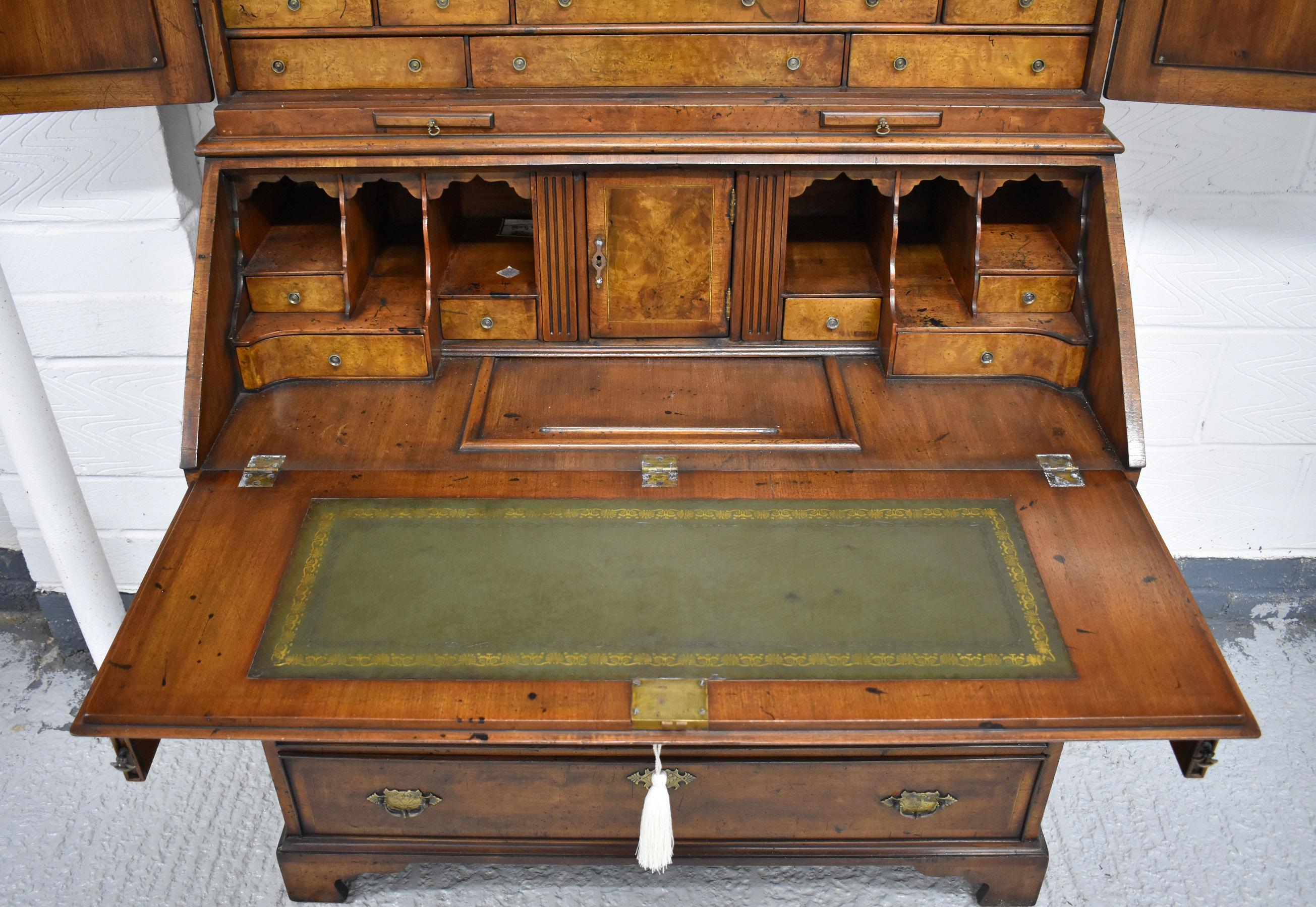 19th Century English George III Burr Walnut Bureau Bookcase For Sale 4