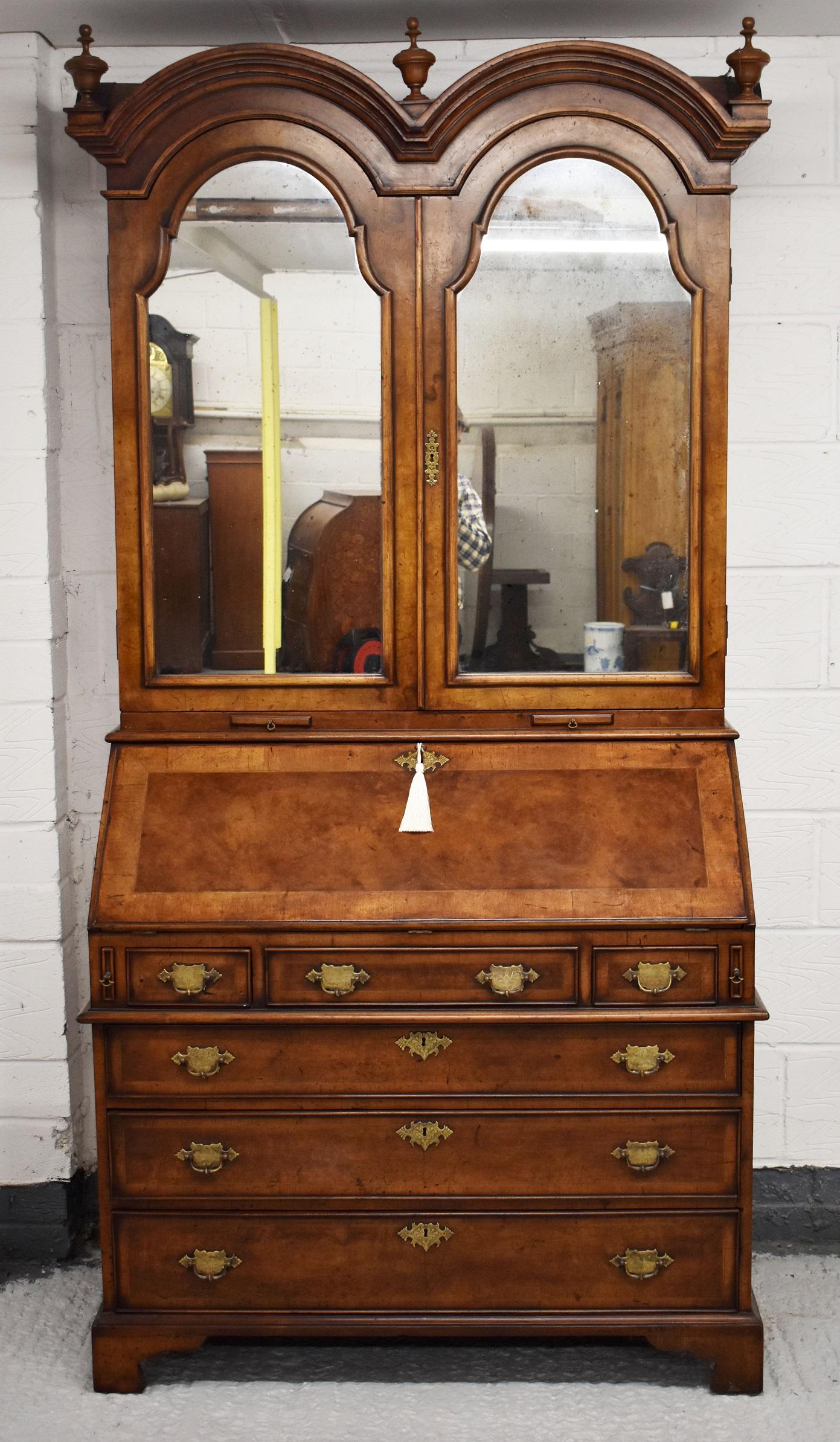 19th Century English George III Burr Walnut Bureau Bookcase For Sale 5
