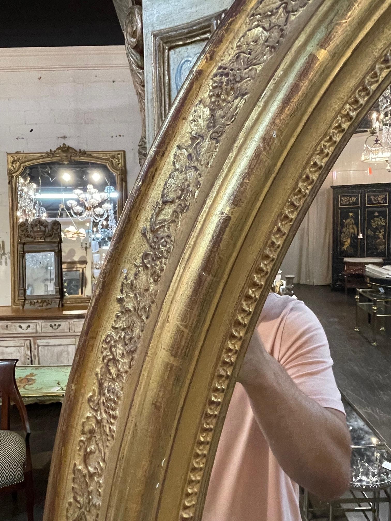 19th Century English George III Carved and Giltwood Oval Mirror For Sale 1