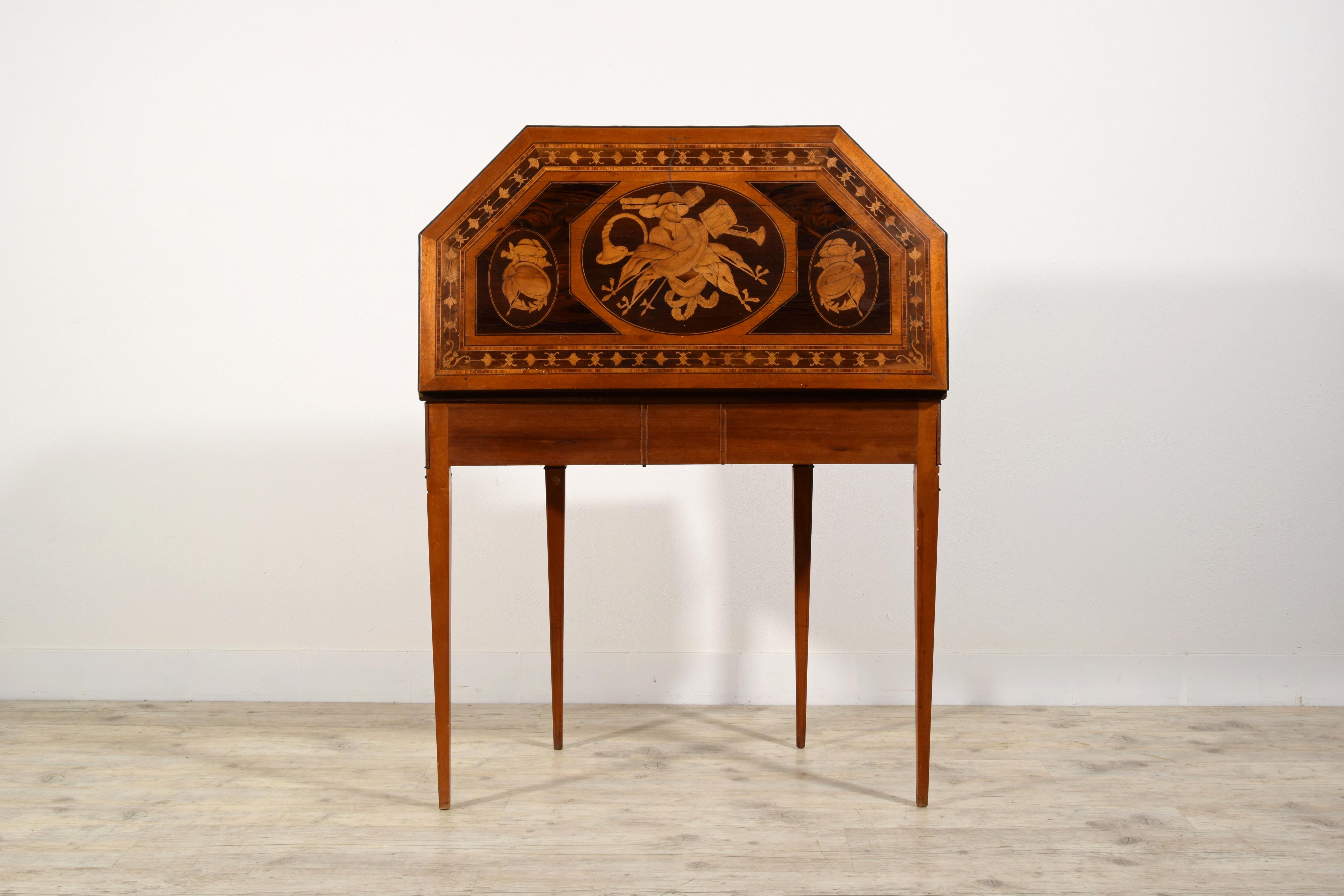 19th Century, English George III Inlaid Console and Game Table For Sale 6
