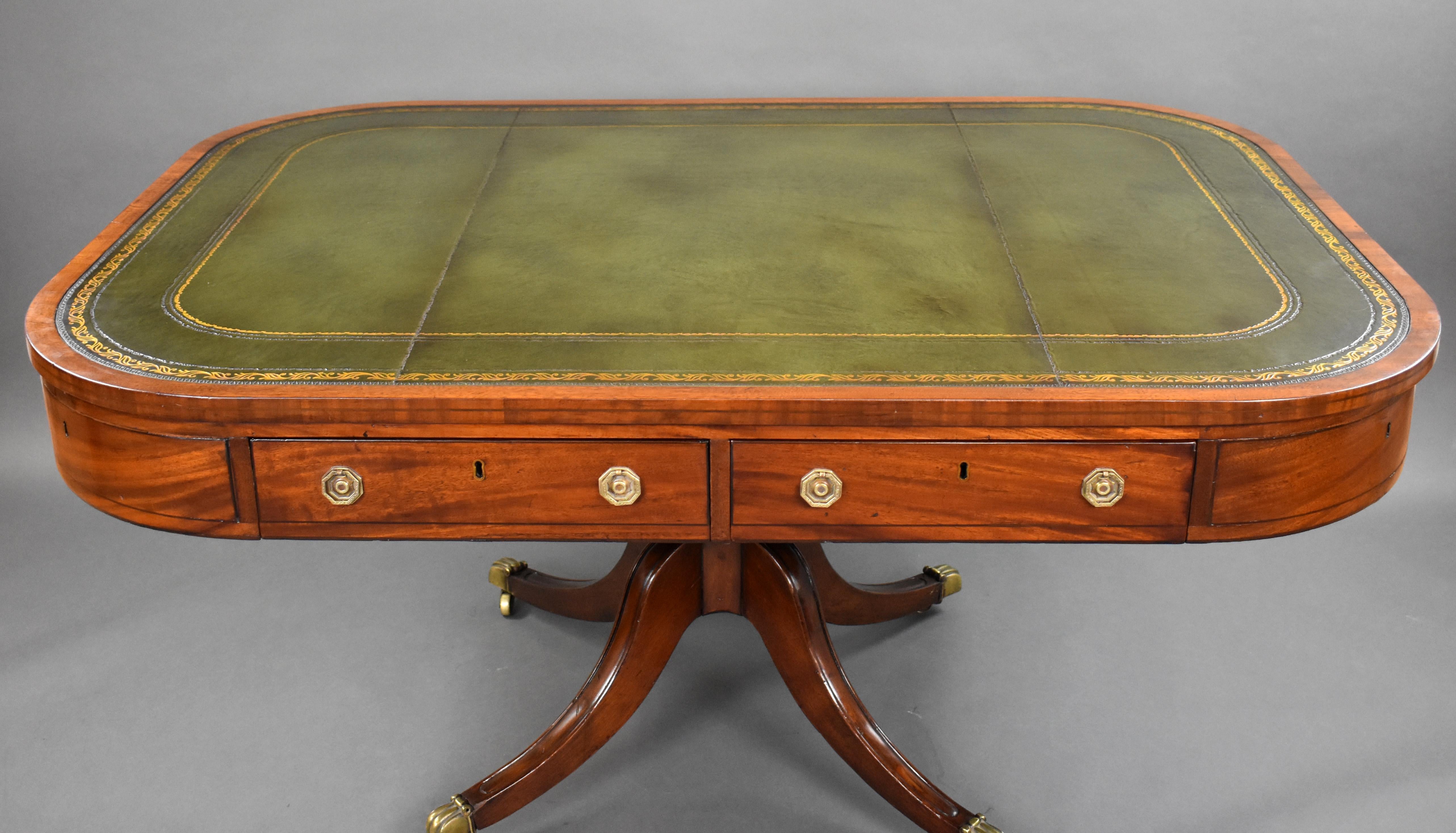 19th Century English George III Mahogany Drum Table For Sale 2