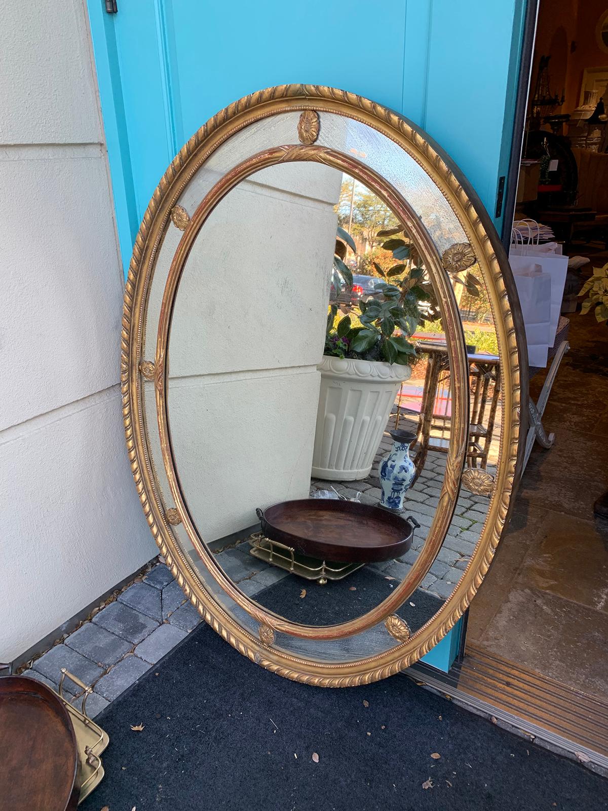 19th Century English George III Oval Giltwood Mirror im Zustand „Gut“ in Atlanta, GA
