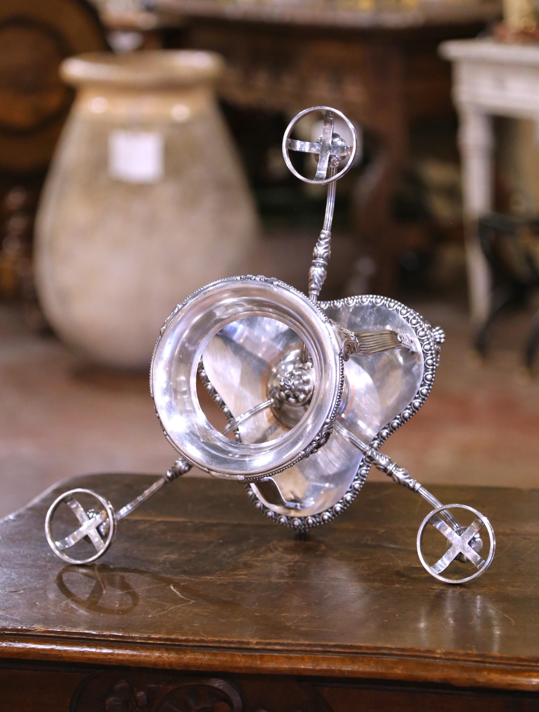 Englische Epergne aus Silber über Kupfer und geschliffenem Glas im George-III-Stil des 19. Jahrhunderts im Angebot 5