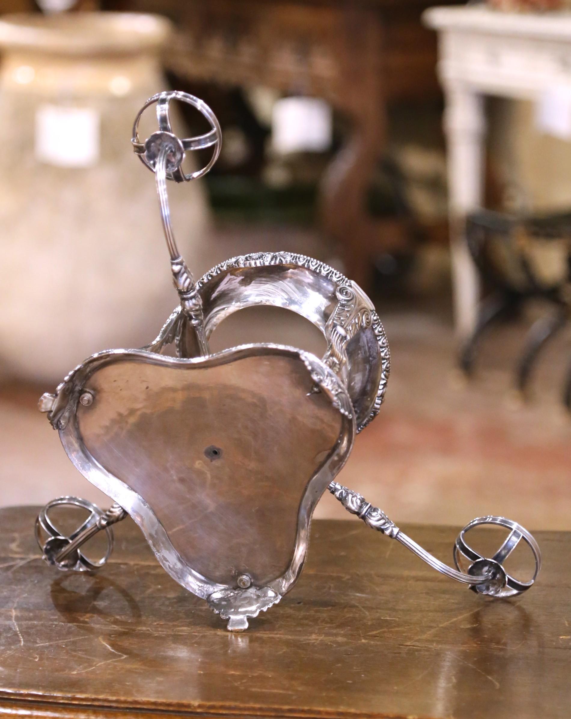 Englische Epergne aus Silber über Kupfer und geschliffenem Glas im George-III-Stil des 19. Jahrhunderts im Angebot 6