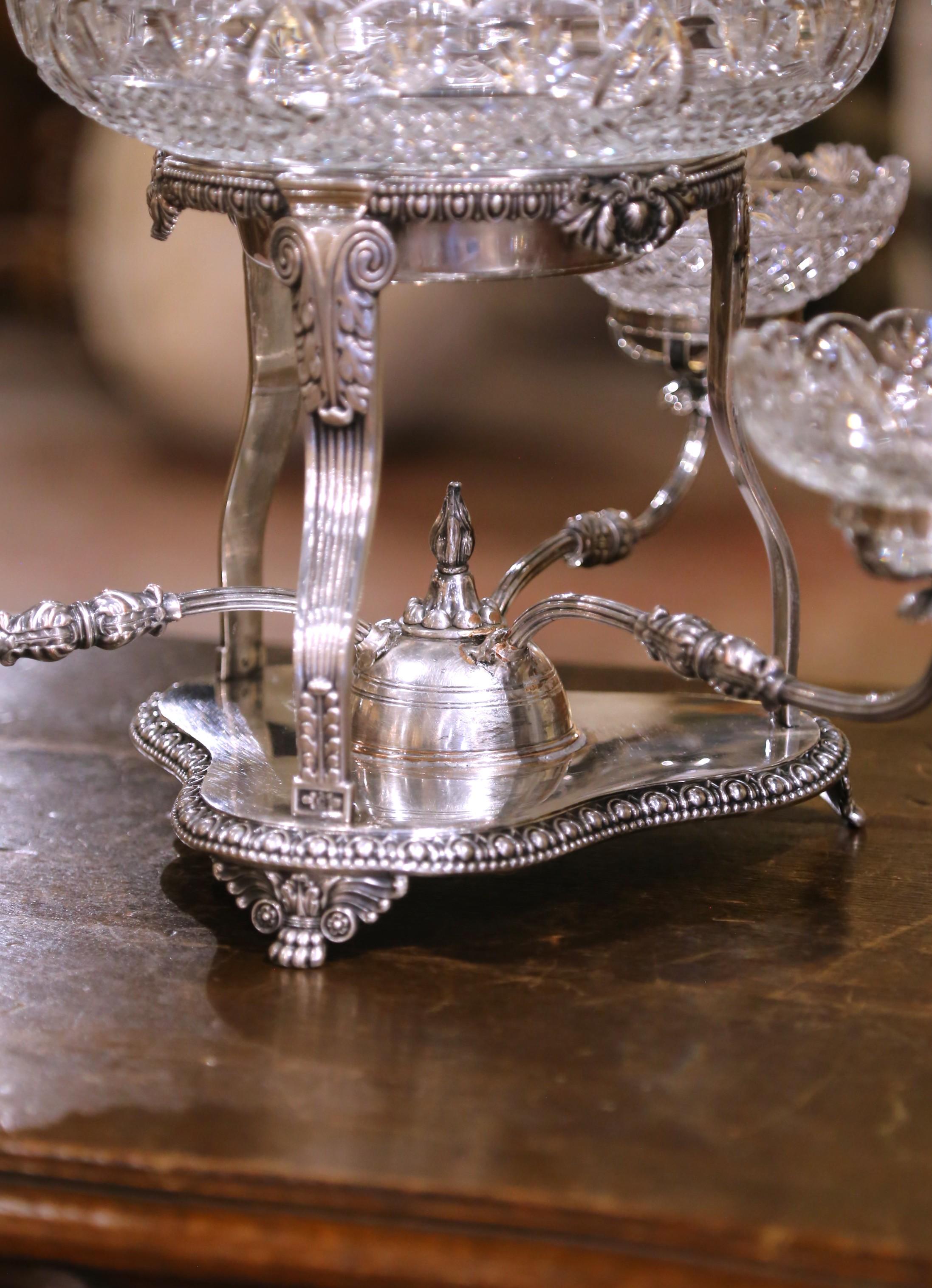 Englische Epergne aus Silber über Kupfer und geschliffenem Glas im George-III-Stil des 19. Jahrhunderts (Handgefertigt) im Angebot