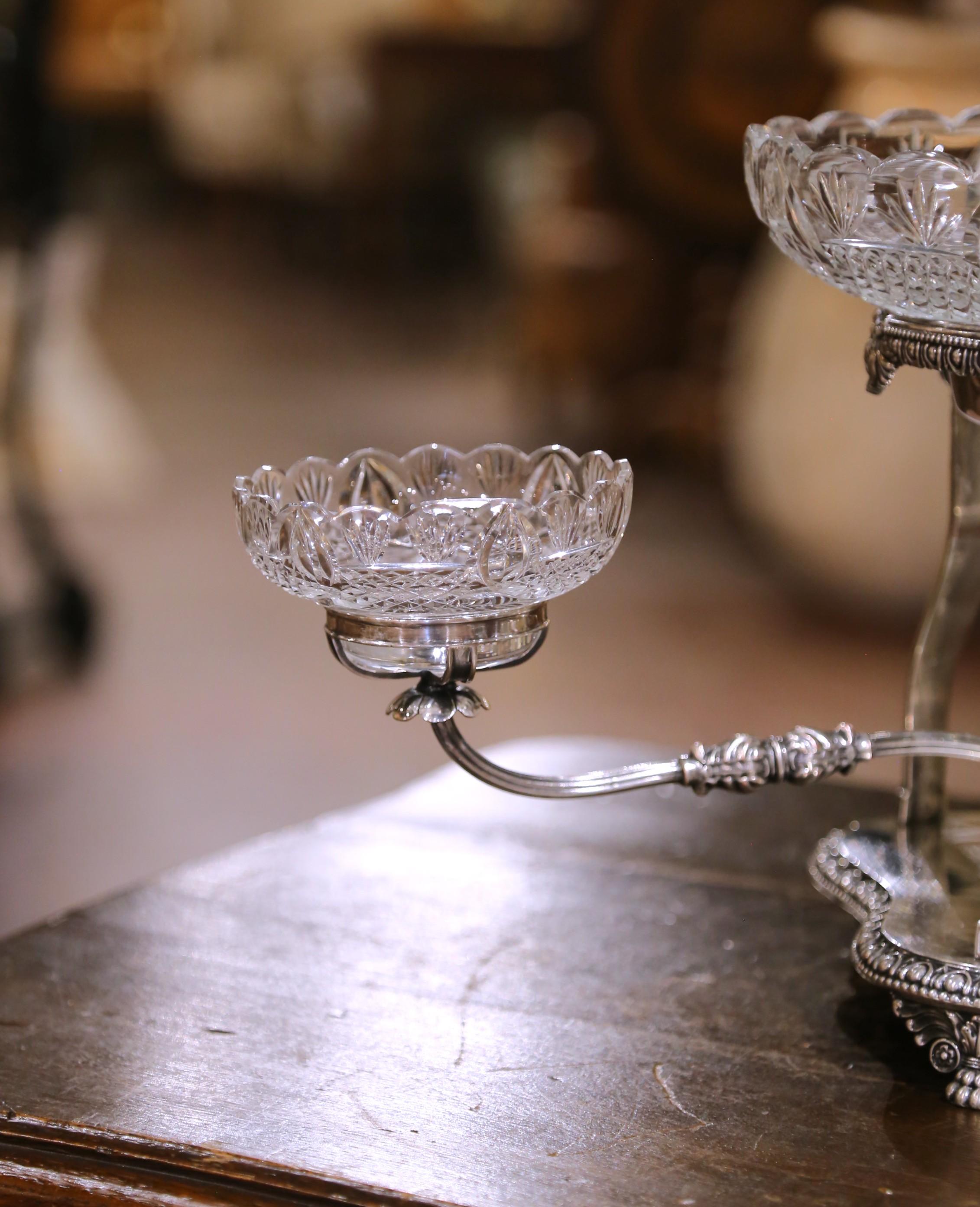 Englische Epergne aus Silber über Kupfer und geschliffenem Glas im George-III-Stil des 19. Jahrhunderts (Geschliffenes Glas) im Angebot