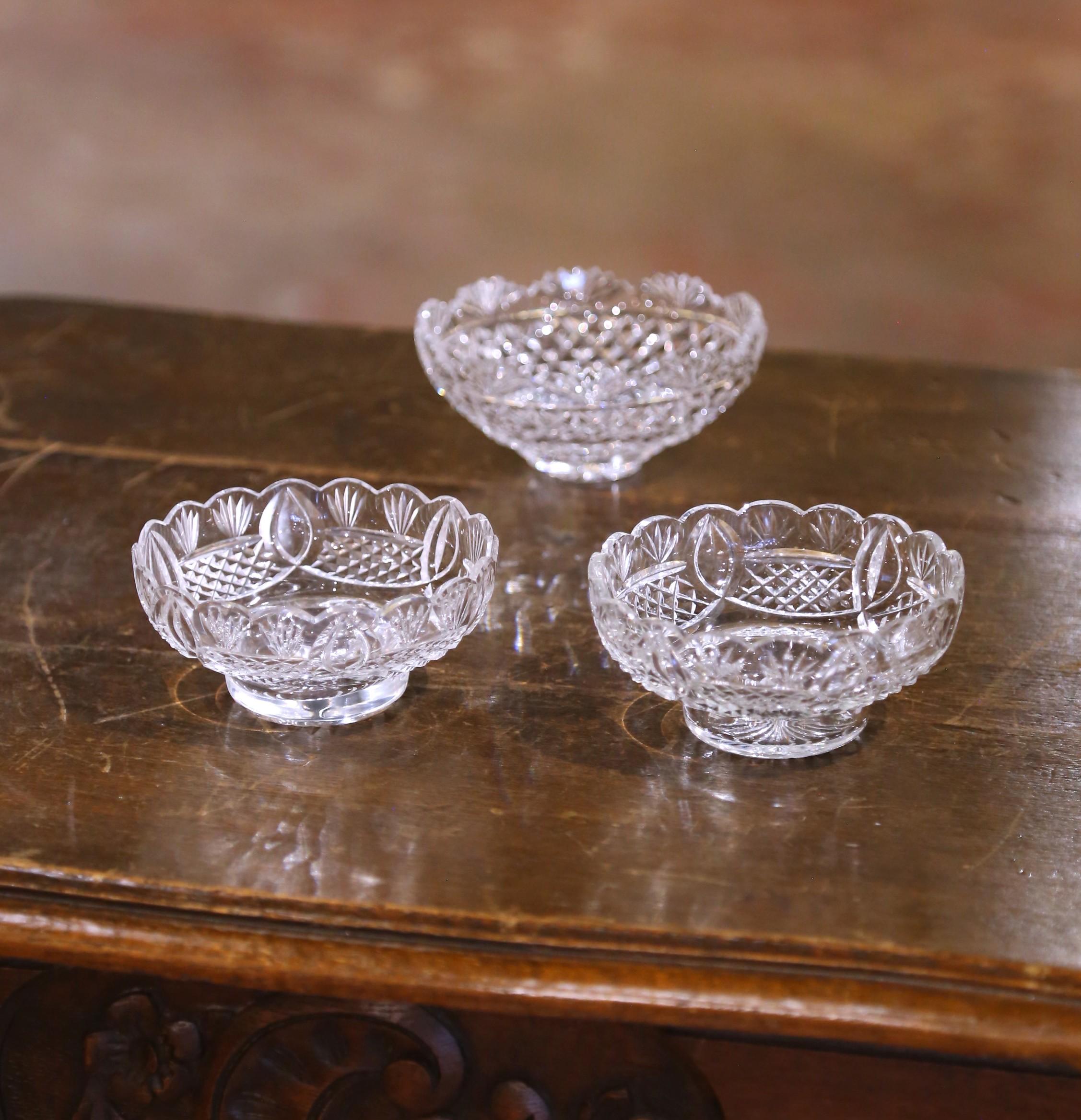 Englische Epergne aus Silber über Kupfer und geschliffenem Glas im George-III-Stil des 19. Jahrhunderts im Angebot 2