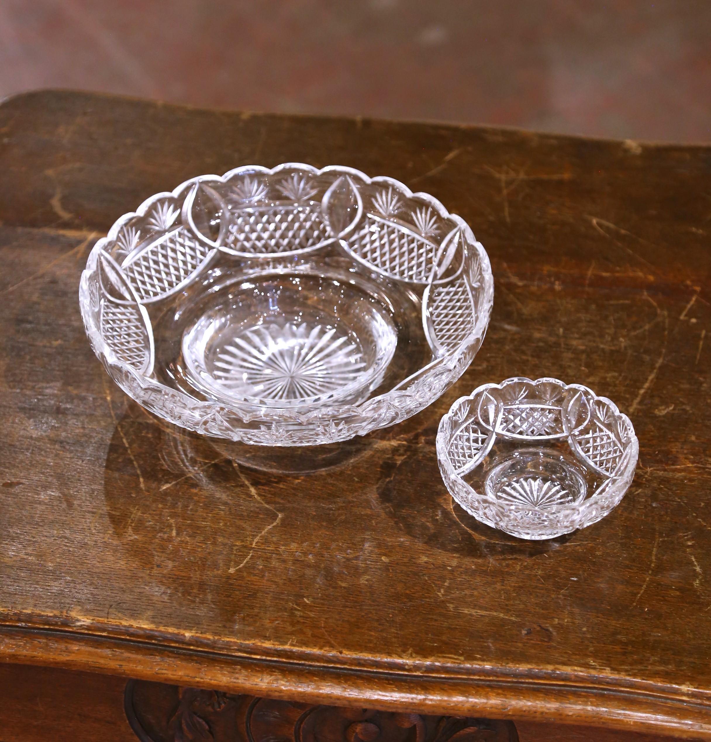 Englische Epergne aus Silber über Kupfer und geschliffenem Glas im George-III-Stil des 19. Jahrhunderts im Angebot 3
