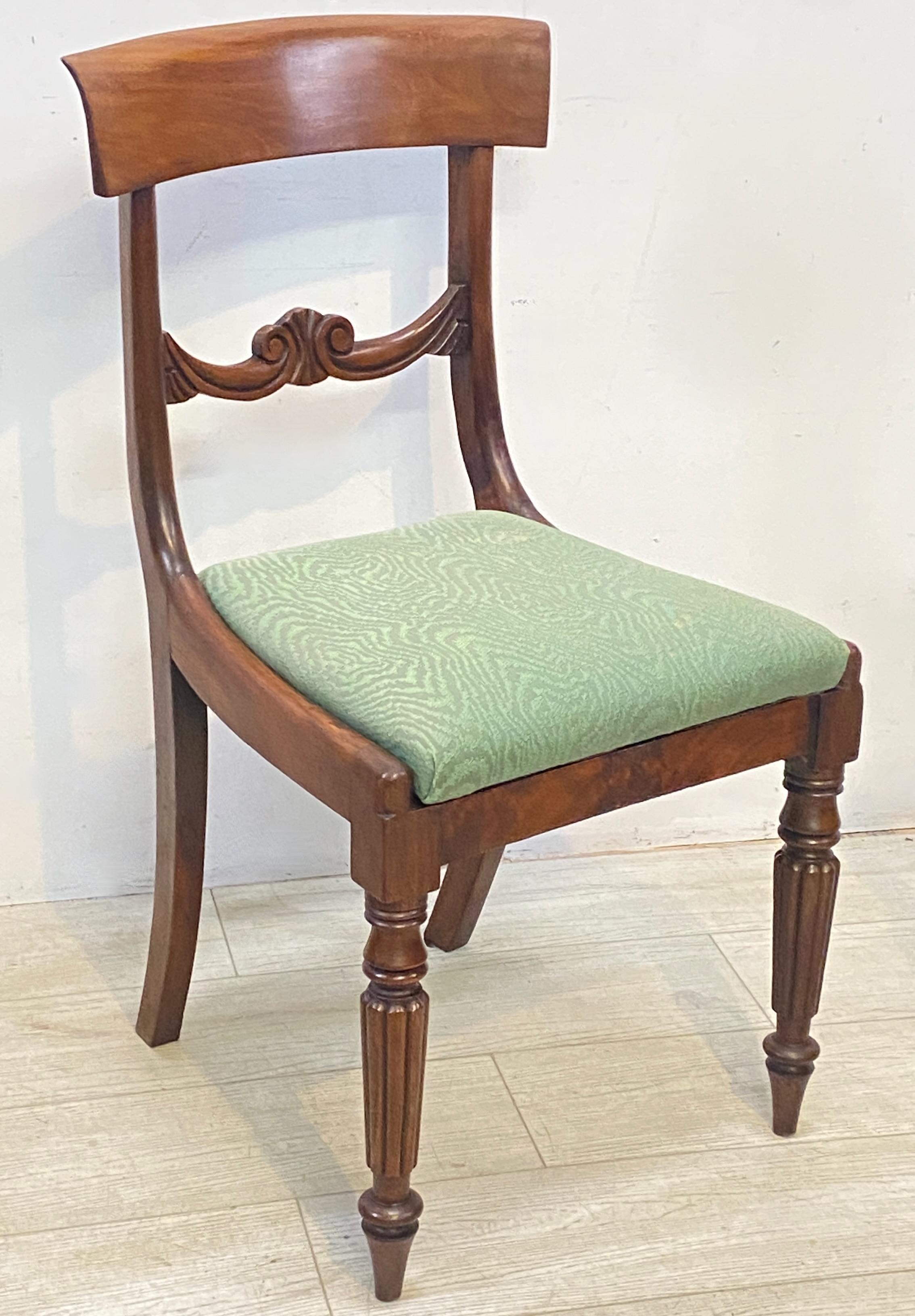 19th Century English George IV Mahogany Regency Dining Chairs, Set of Six For Sale 3