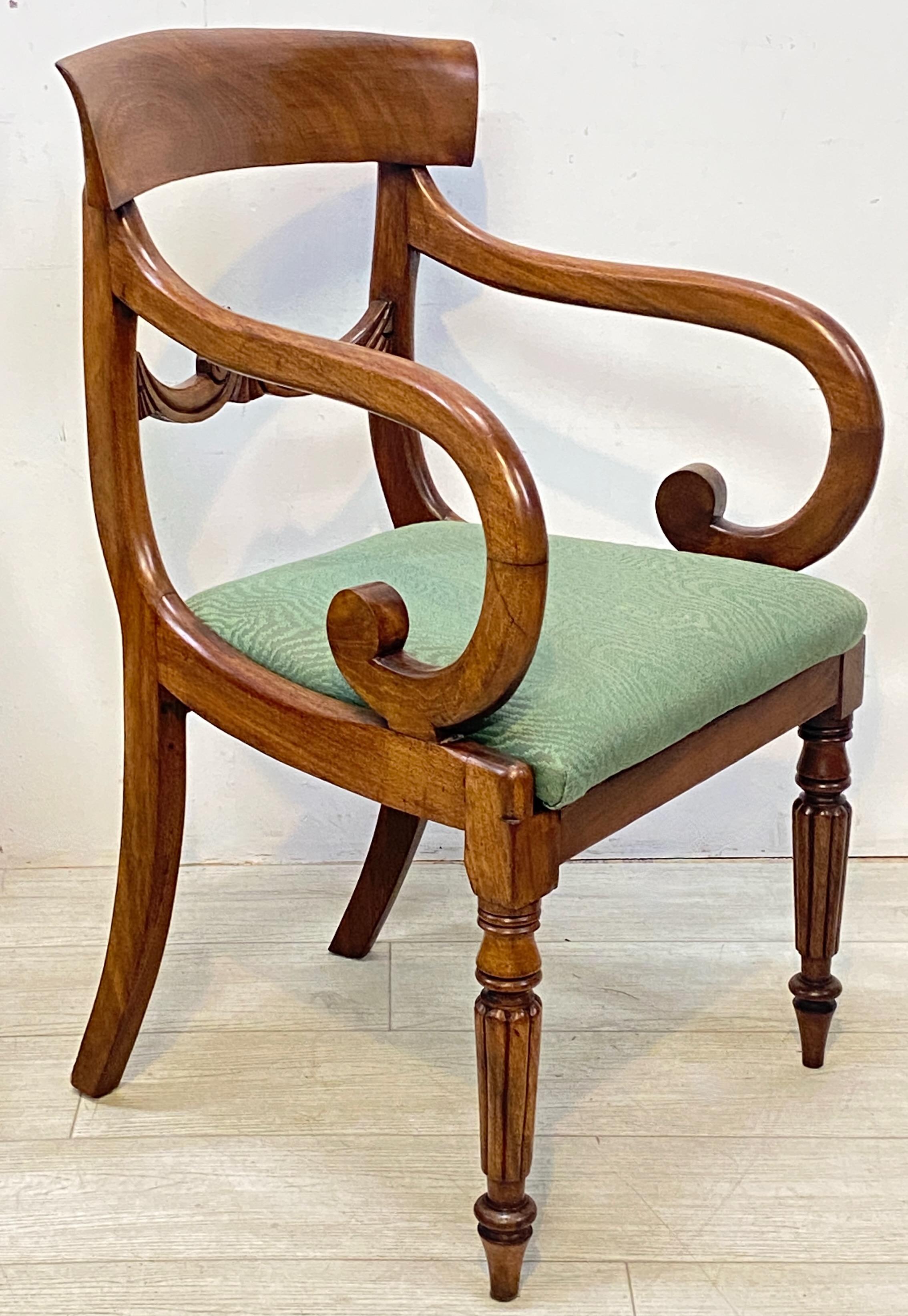 19th Century English George IV Mahogany Regency Dining Chairs, Set of Six For Sale 5