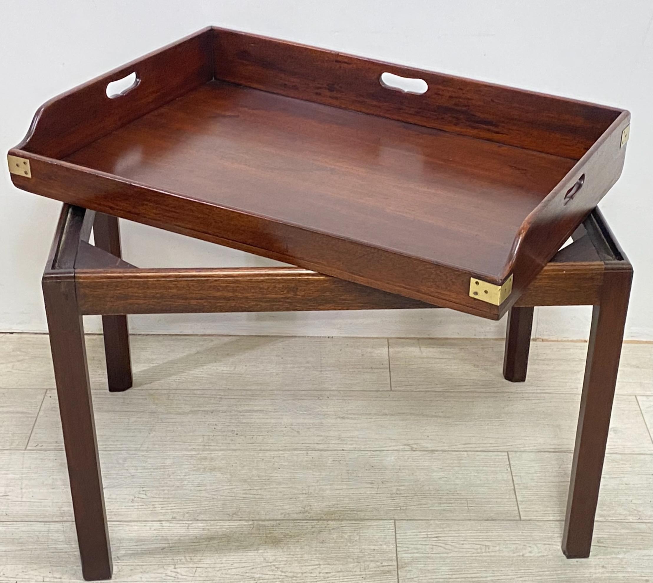 19th Century English Georgian Mahogany Butler’s Tray Table Coffee / Side Table In Good Condition In San Francisco, CA