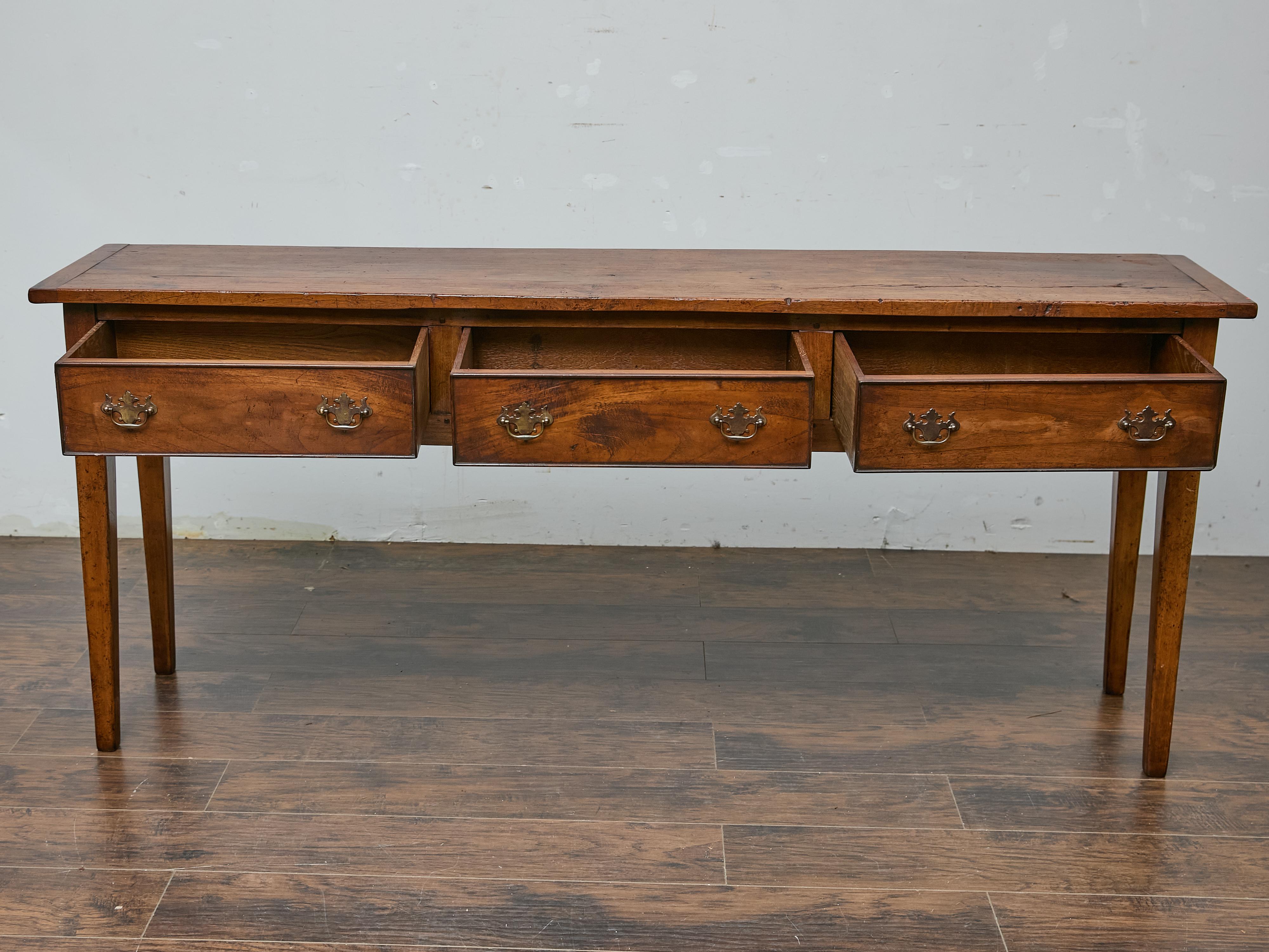 19th Century English Georgian Pine Server Table with Three Drawers In Good Condition In Atlanta, GA