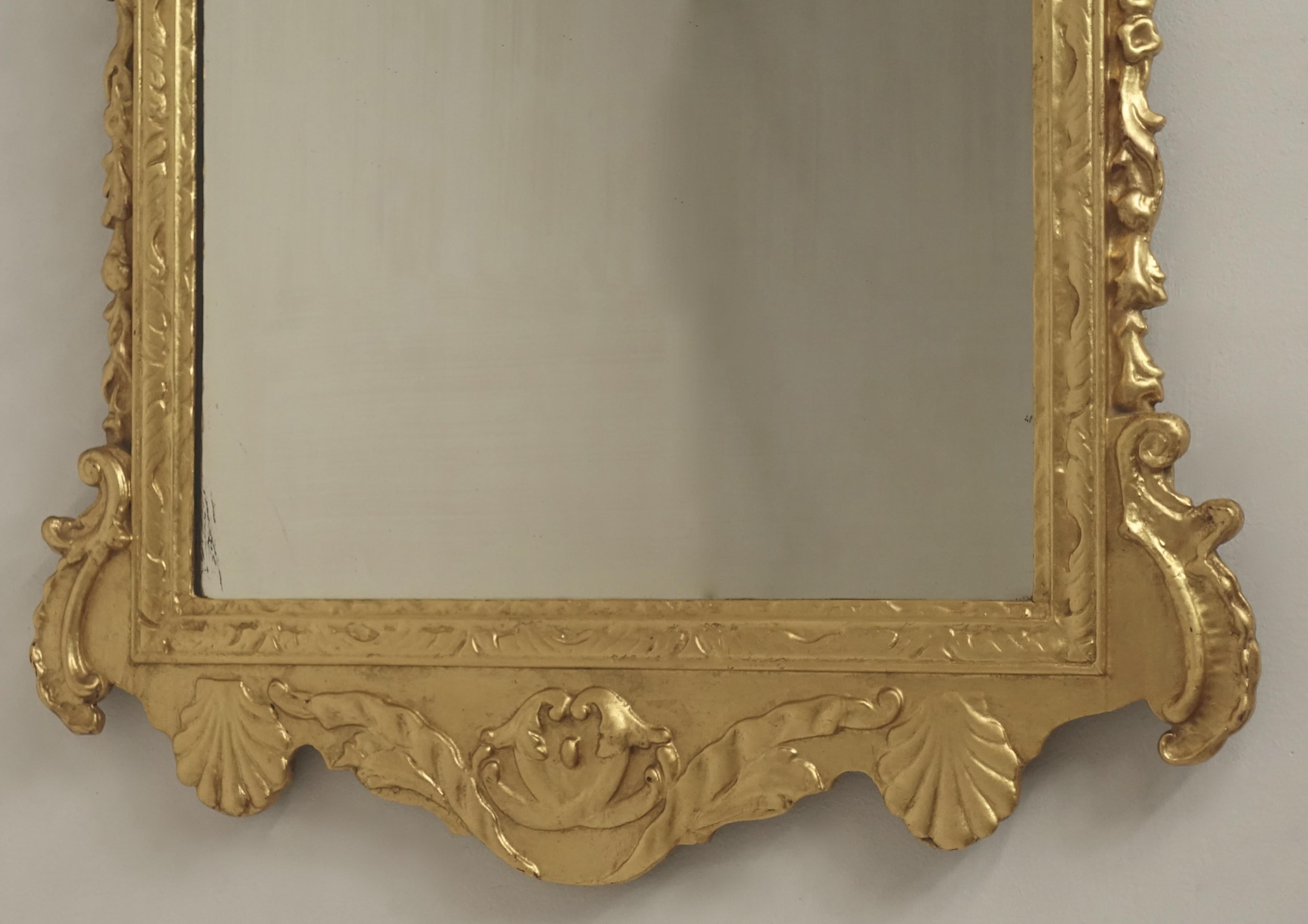 Miroir de cheminée de style géorgien anglais du 19ème siècle en bois doré sur bois  en vente 1