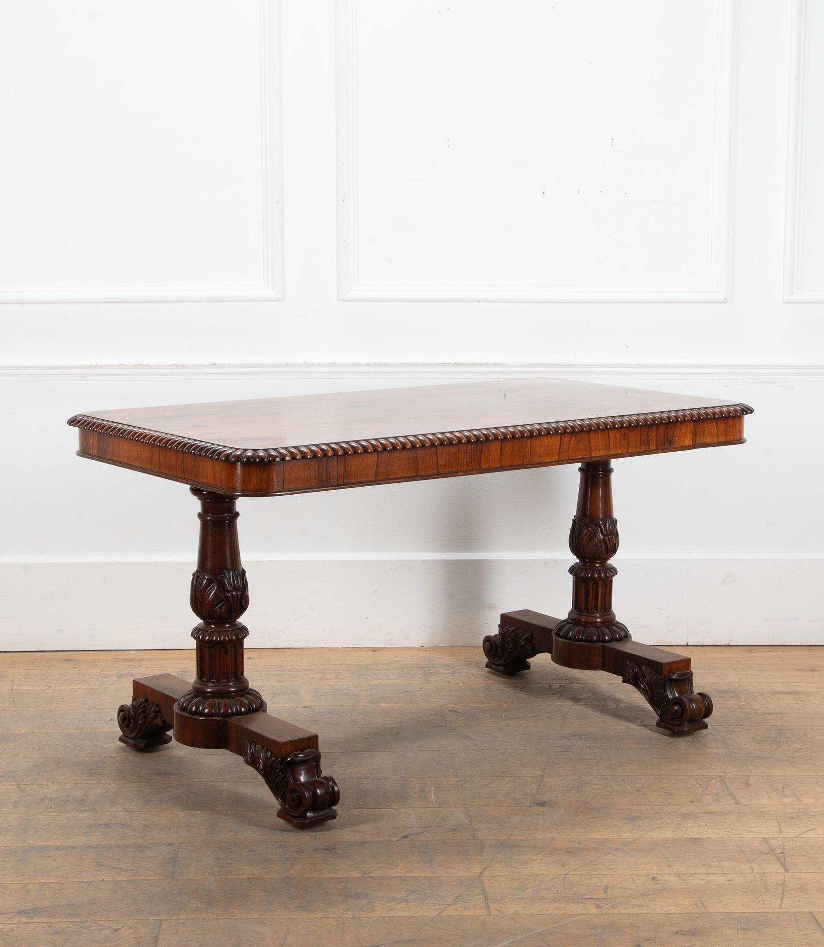 Superbe table centrale de bibliothèque en bois de rose anglais du début du 19e siècle.
Estampillé : GILLOWS LANCASTER et fabriqués dans leur style inimitable.
Circa 1820.