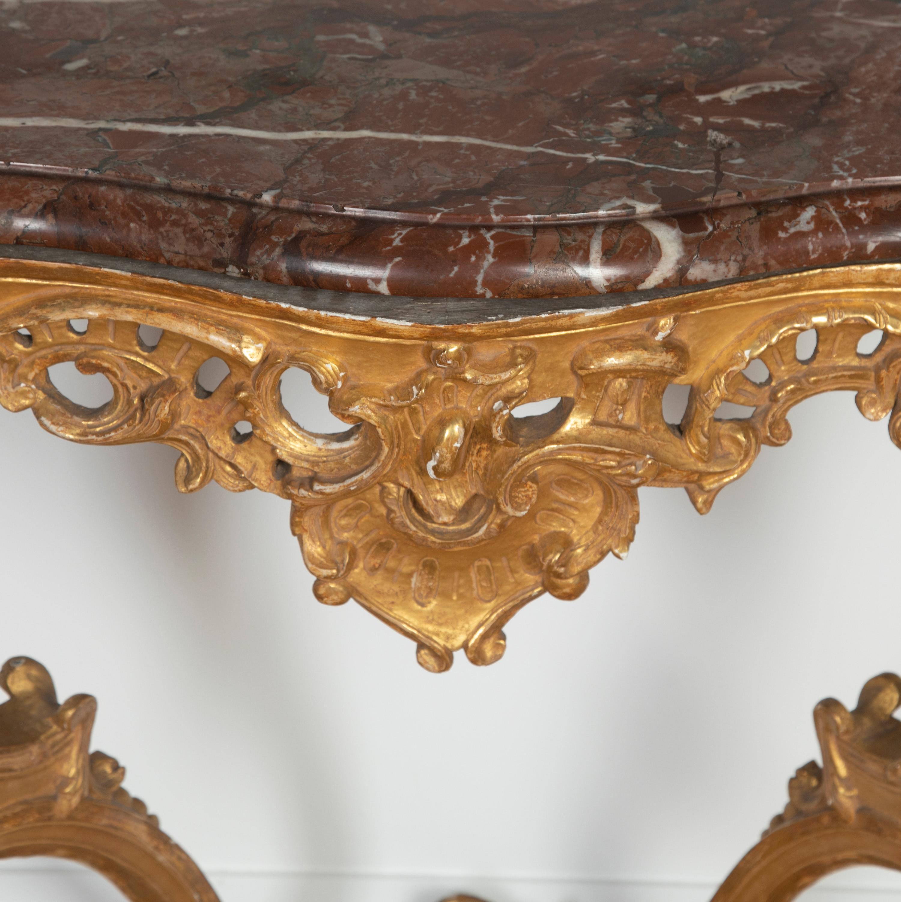 Bois Table console anglaise dorée du XIXe siècle en vente
