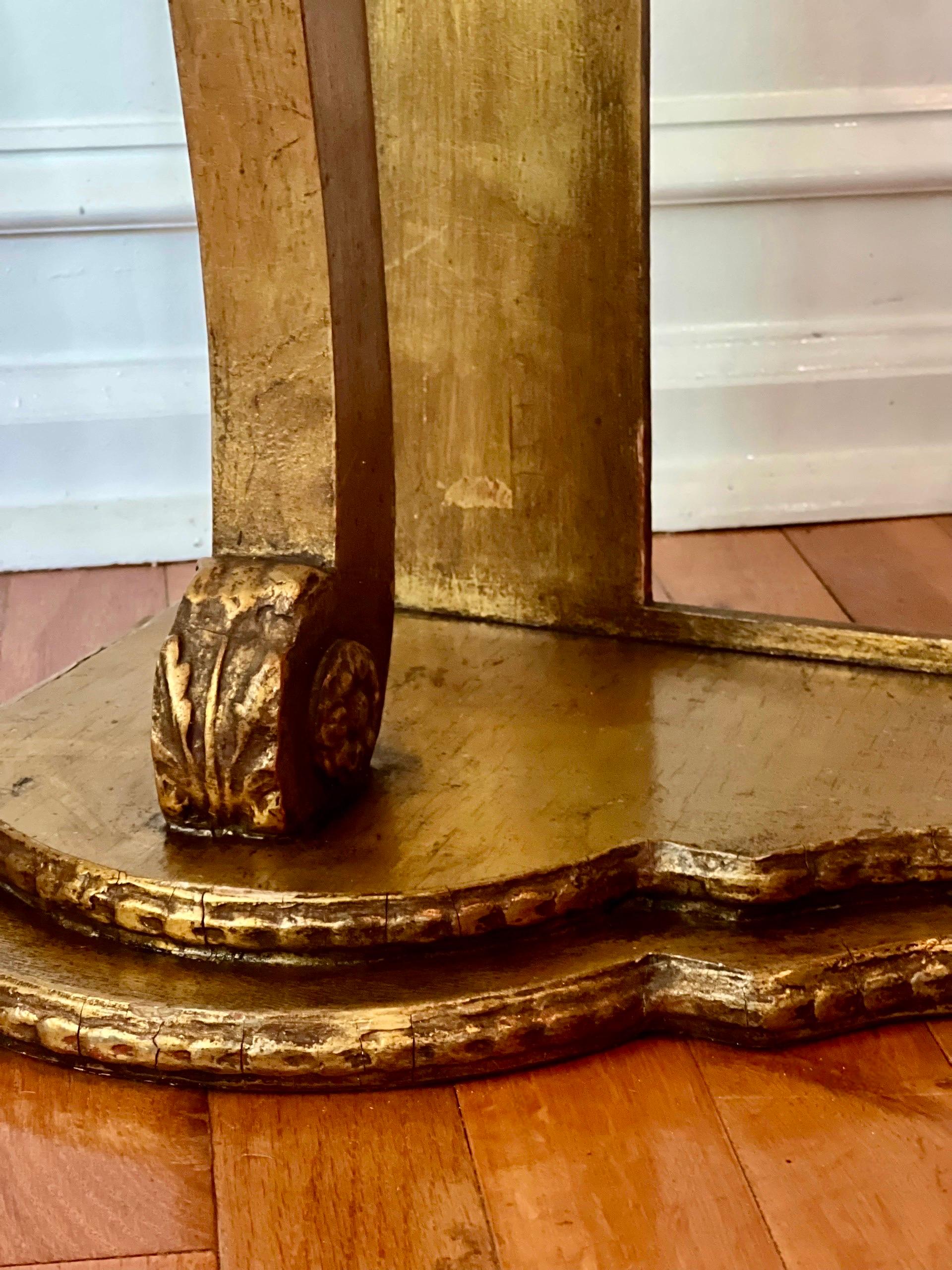 19th Century English Giltwood and Marble Narrow Console Table en vente 5