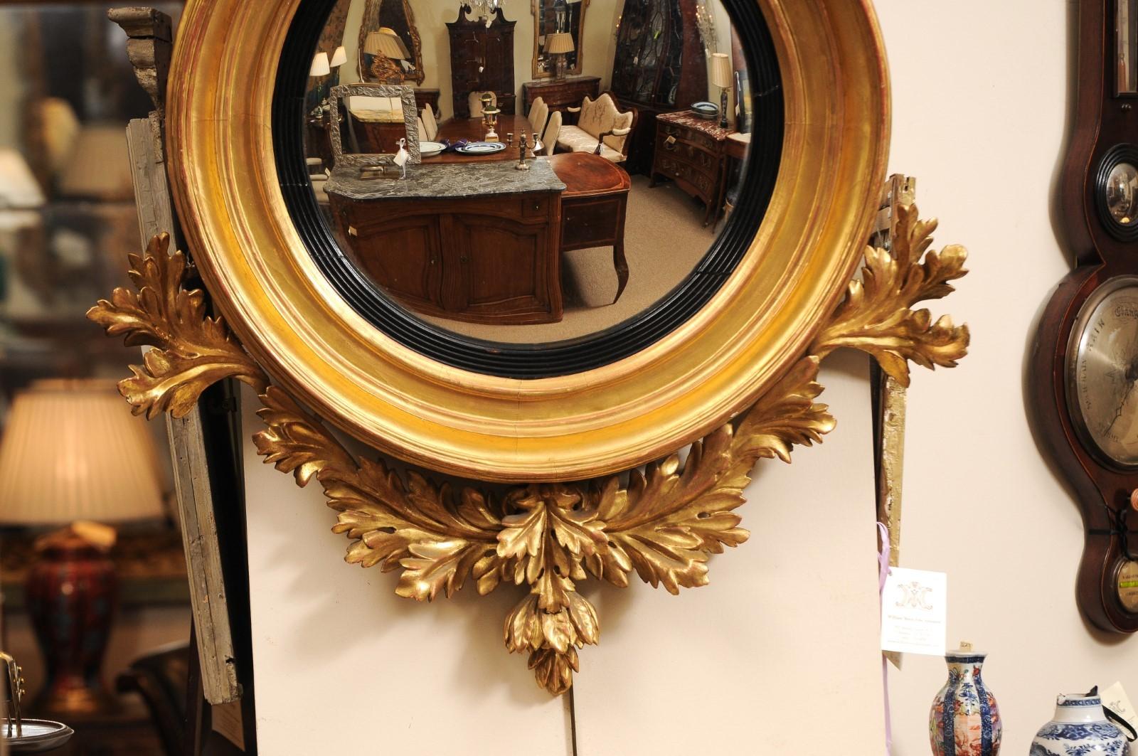  19th Century English Giltwood Bull’s Eye Mirror with Eagle Crest & Convex Mirro 2
