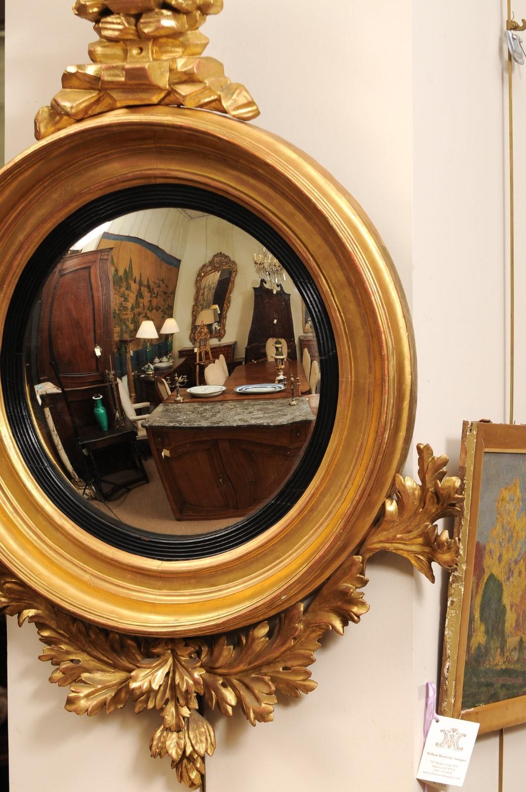  19th Century English Giltwood Bull’s Eye Mirror with Eagle Crest & Convex Mirro 4