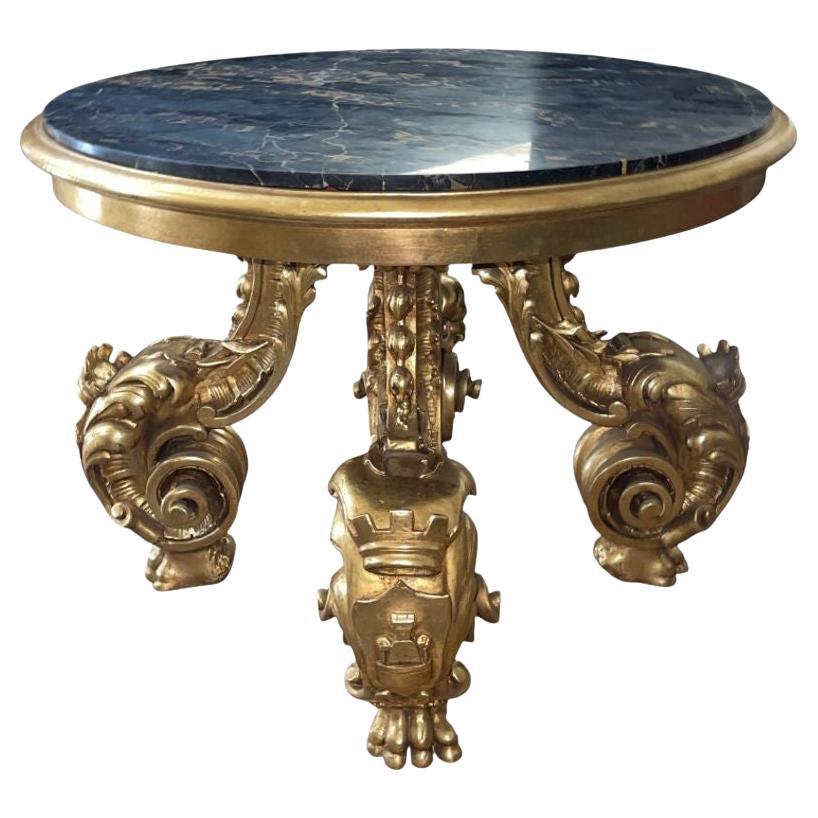 Mesa de centro inglesa del siglo XIX de madera dorada con tapa de mármol Michelangelo en venta
