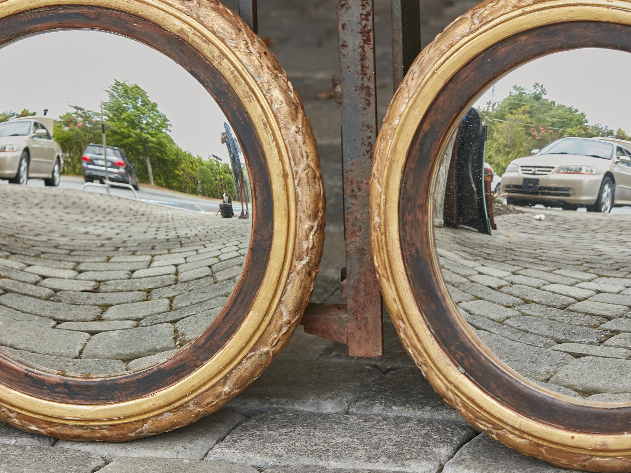 19th Century English Giltwood Convex Mirrors with Carved Foliage Motifs, a Pair 2