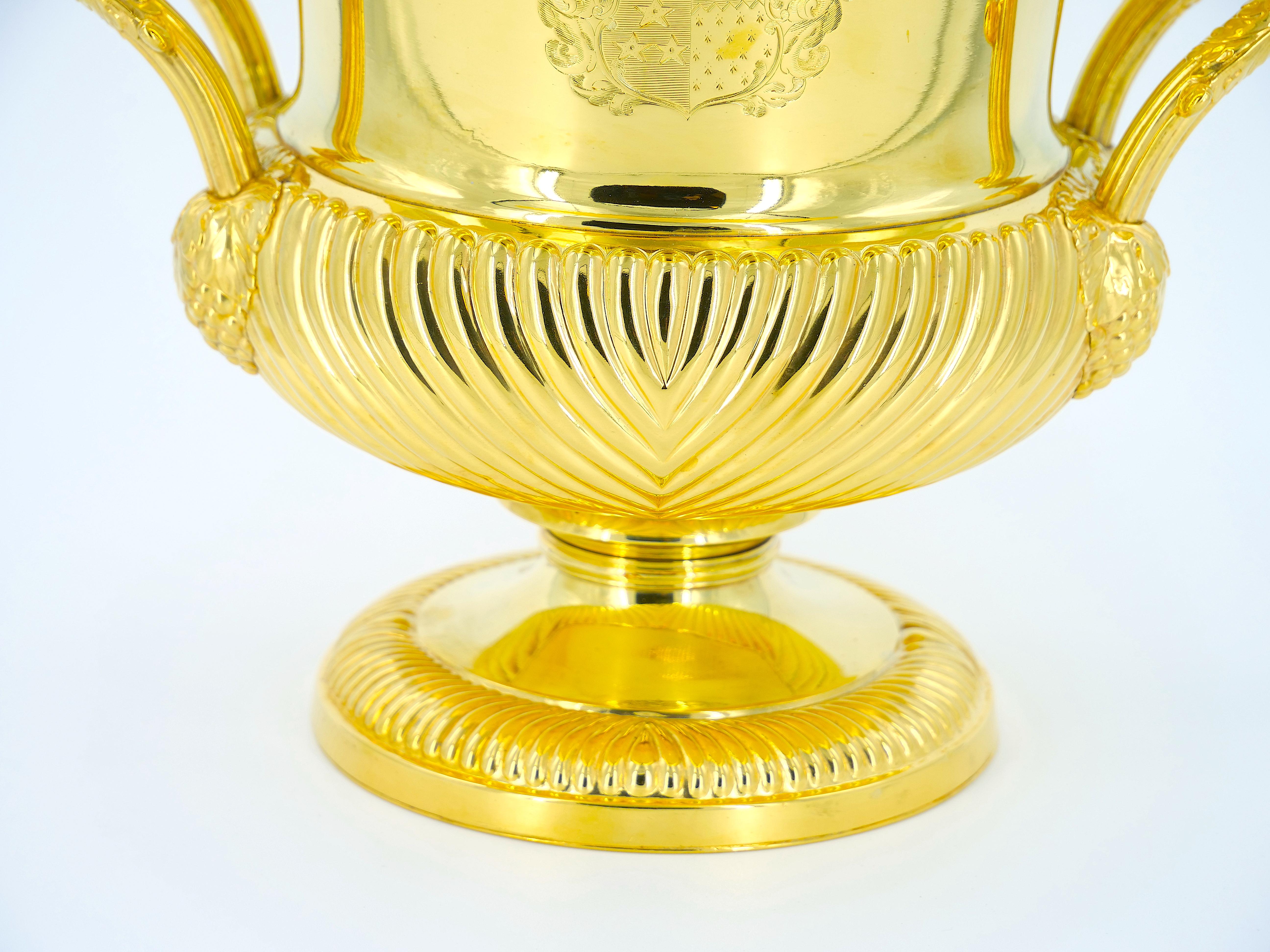 Anglais Rafraîchisseur à champagne en métal argenté lavé d'or du 19e siècle en vente