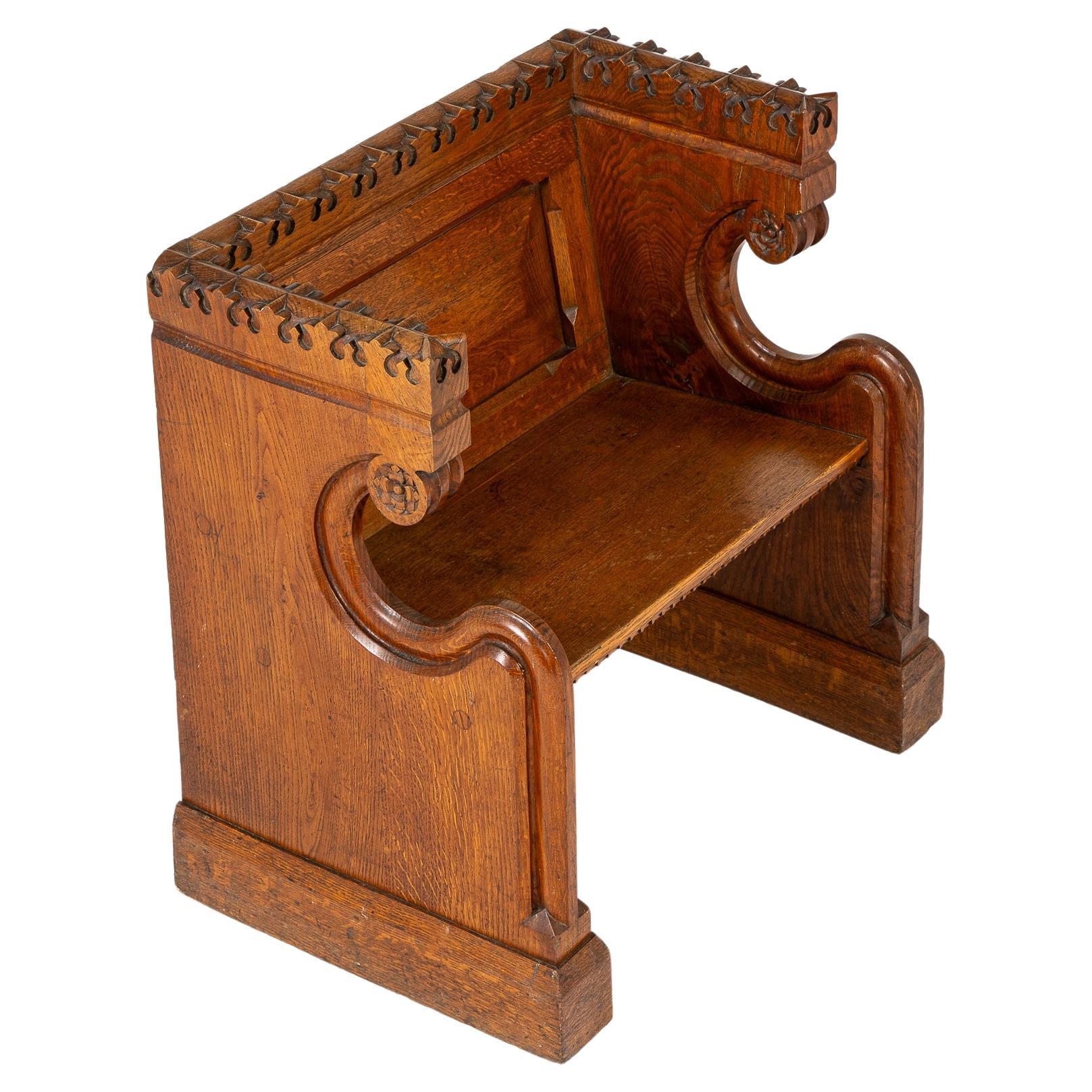 19th Century English Gothic Oak Hall Seat For Sale