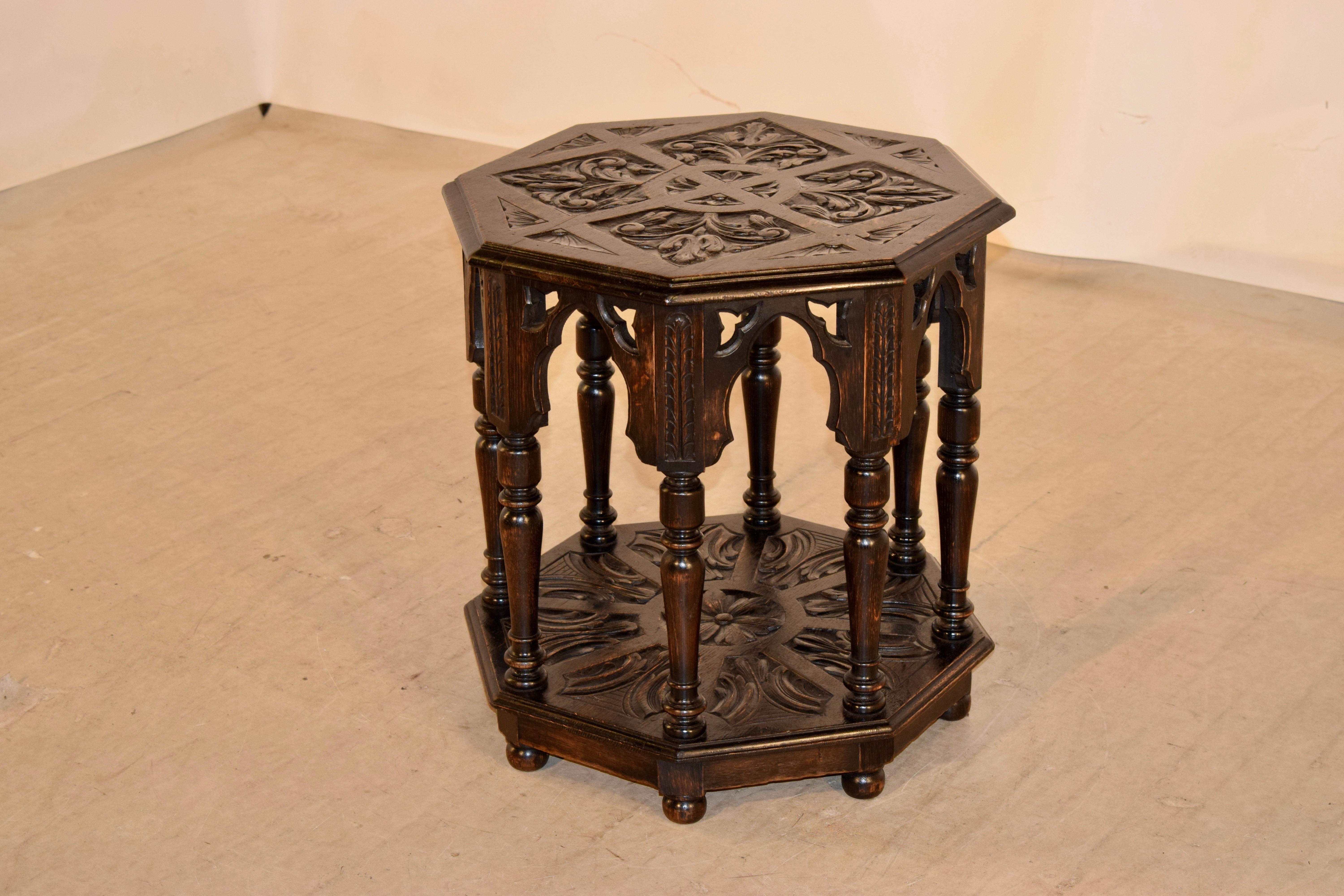 19th Century English Gothic Side Table In Good Condition In High Point, NC