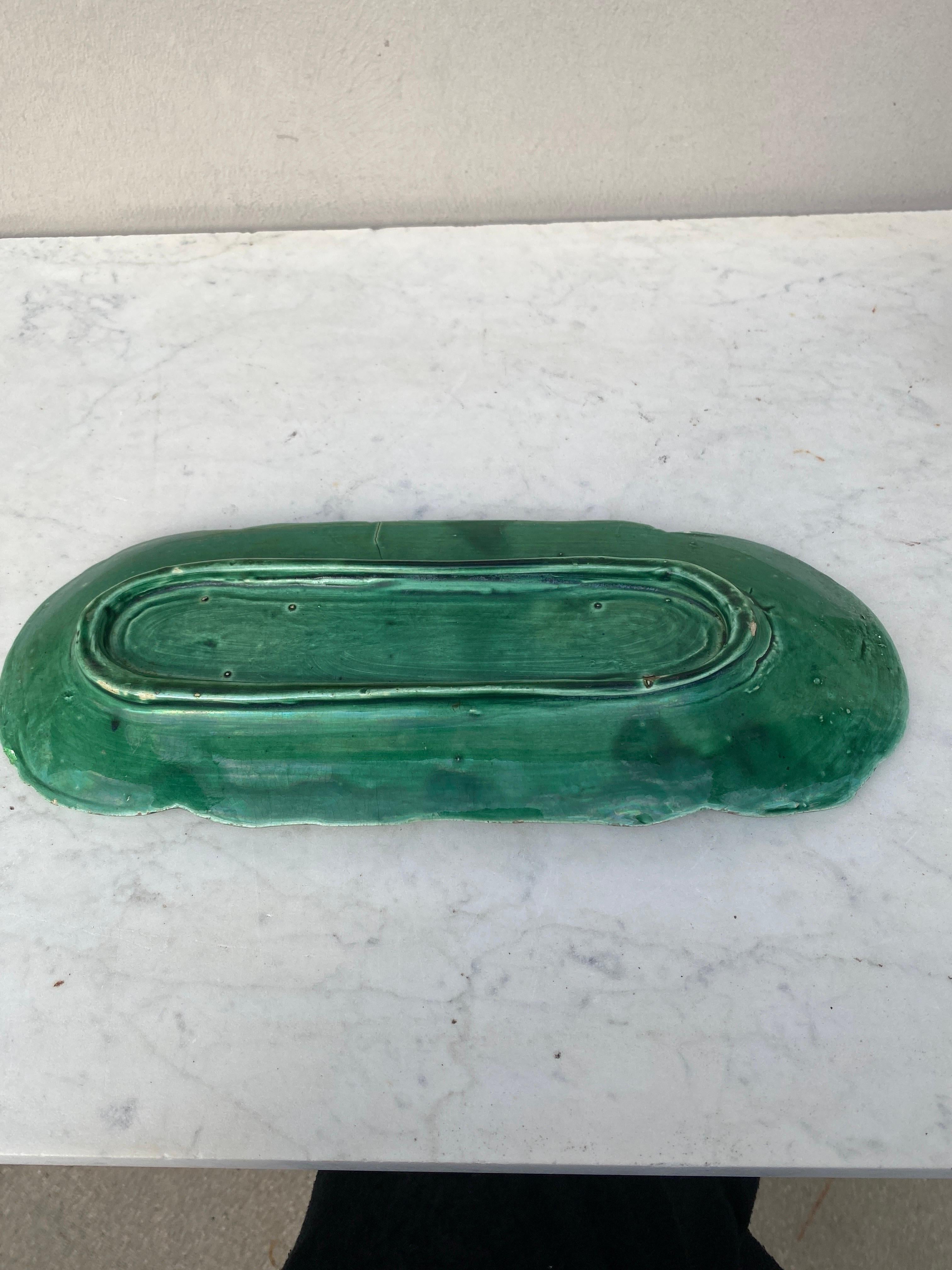Ceramic 19th Century English Green Majolica Cucumber Platter For Sale