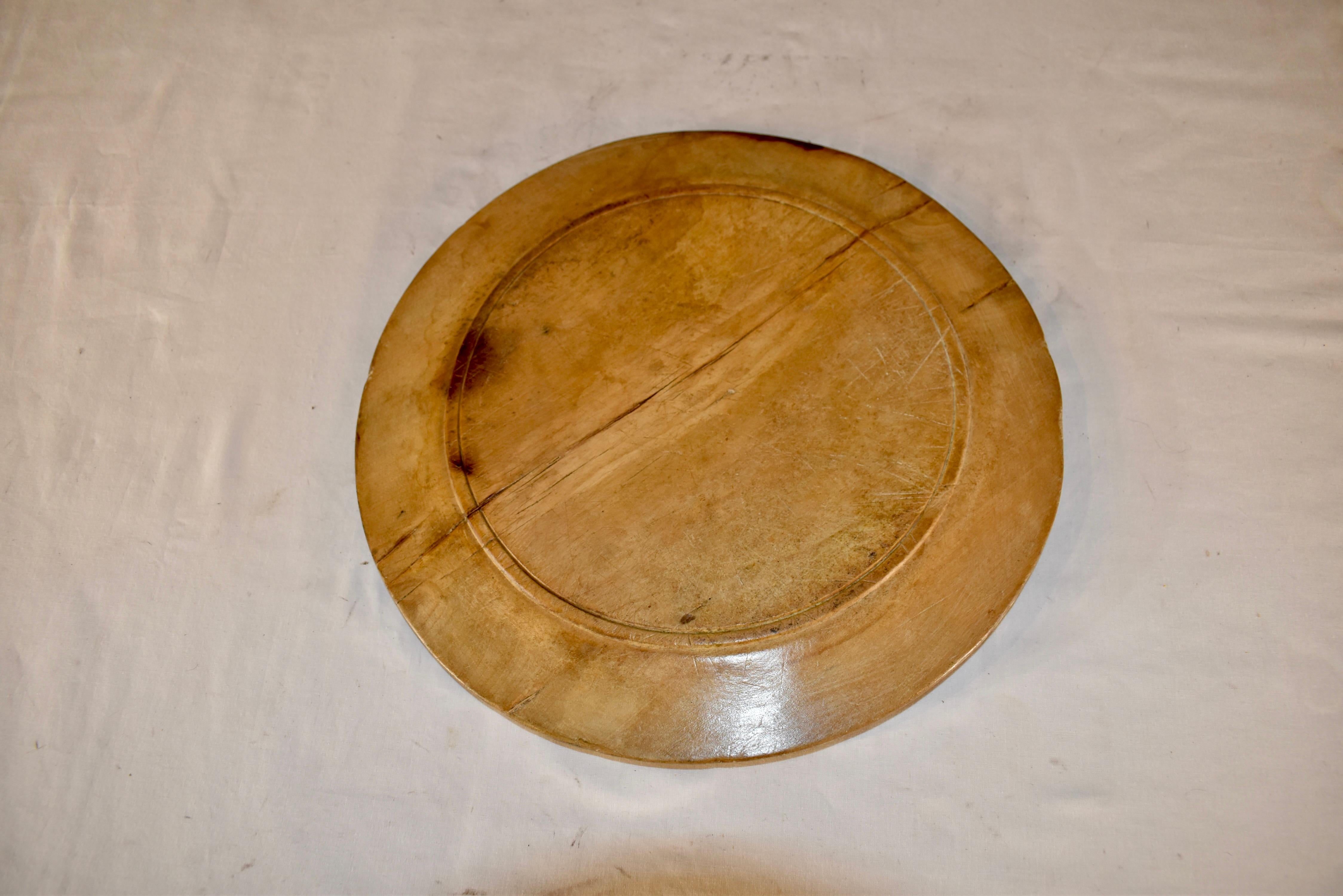 19th Century English Hand-Carved Bread Board For Sale 5