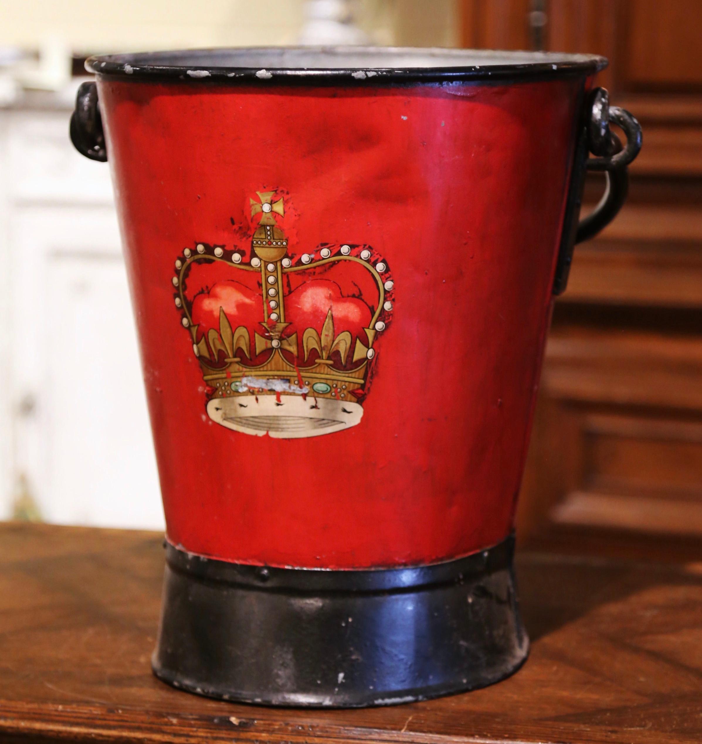 19th Century English Hand Painted Iron Coal Bucket with Coat of Arms Decor In Excellent Condition In Dallas, TX