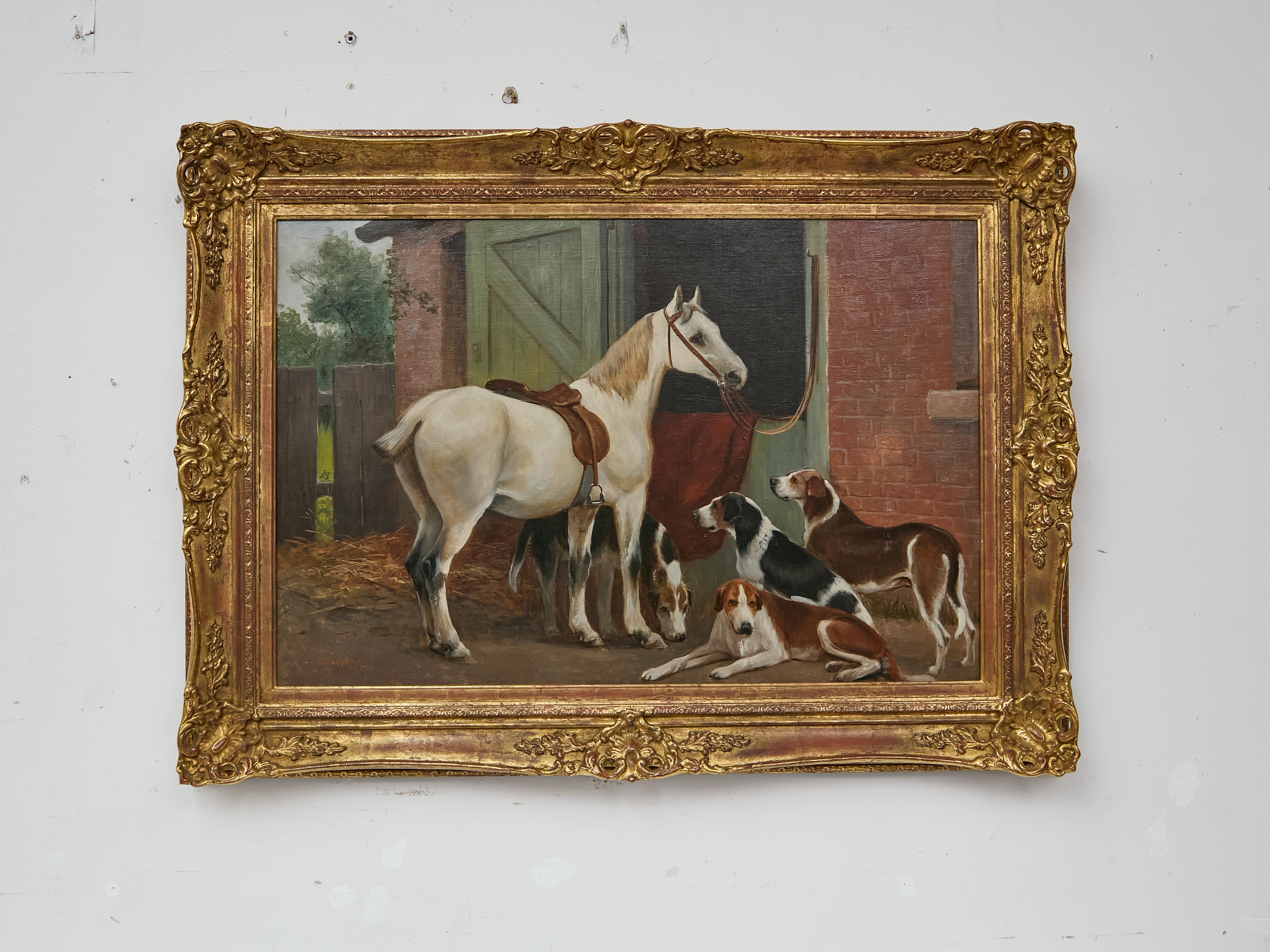 Une peinture anglaise à l'huile sur toile, signée C.I.C., représentant un cheval et des chiens de chasse. Cette peinture anglaise à l'huile sur toile, signée par C.I.C., présente une scène sereine d'un cheval blanc et de quatre chiens de chasse