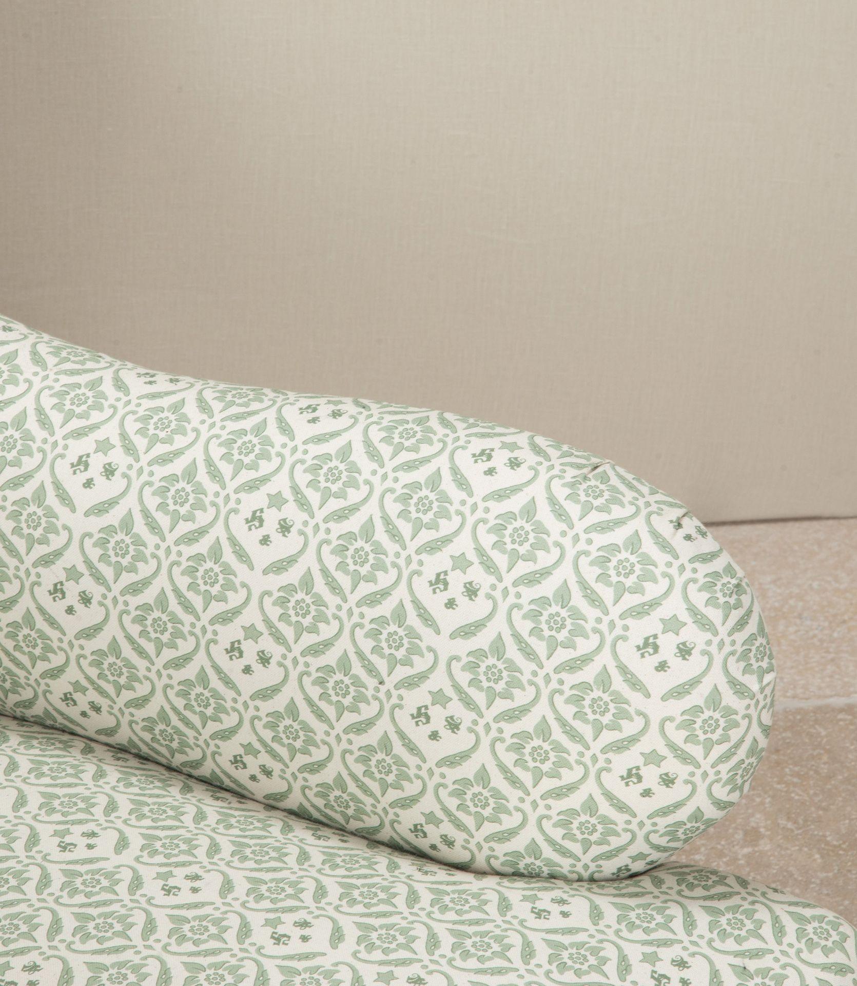 Sillón inglés del siglo XIX estilo Howard and Sons en venta 1
