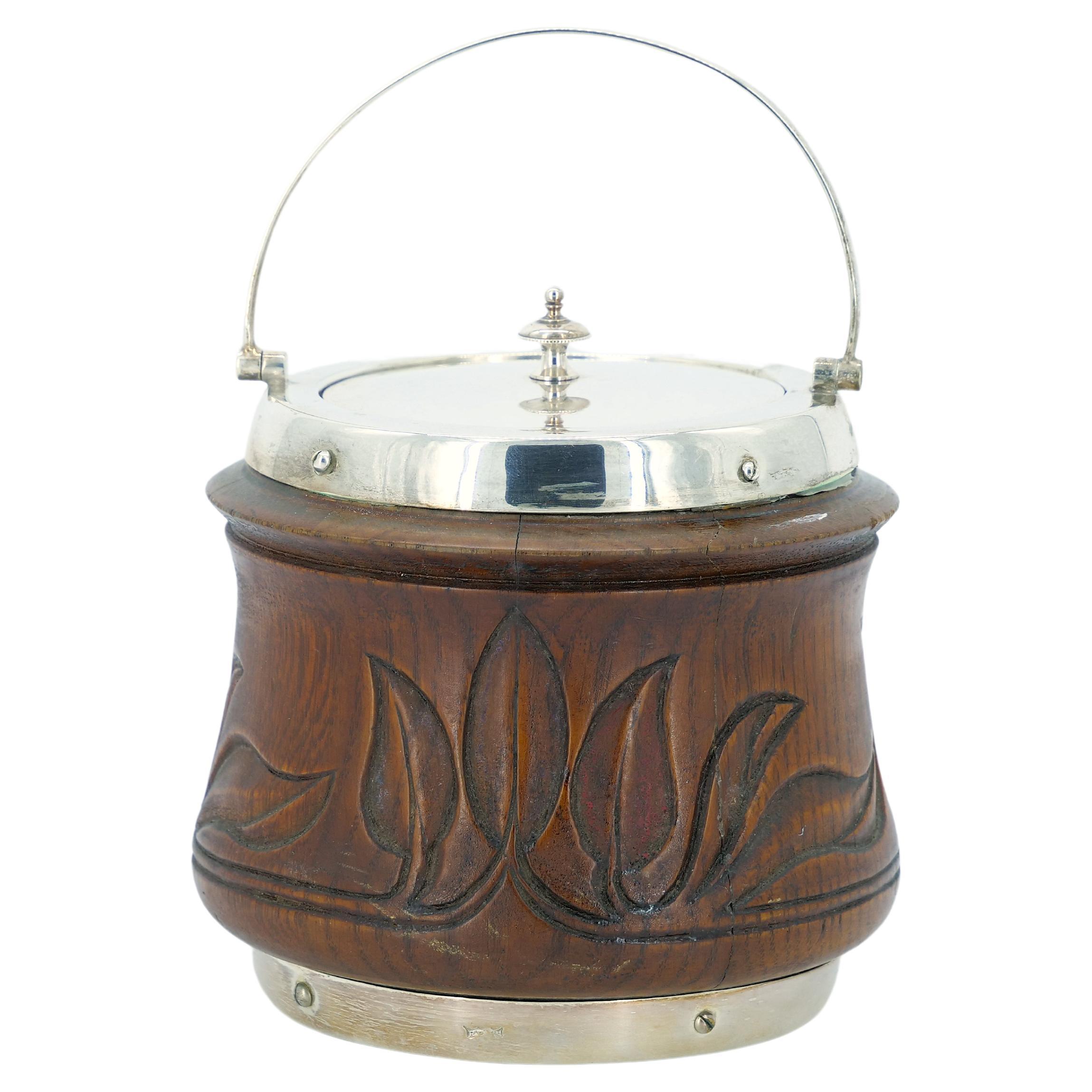 19th Century English Ice Bucket in Silver Plate and Hand Carved Oak For Sale