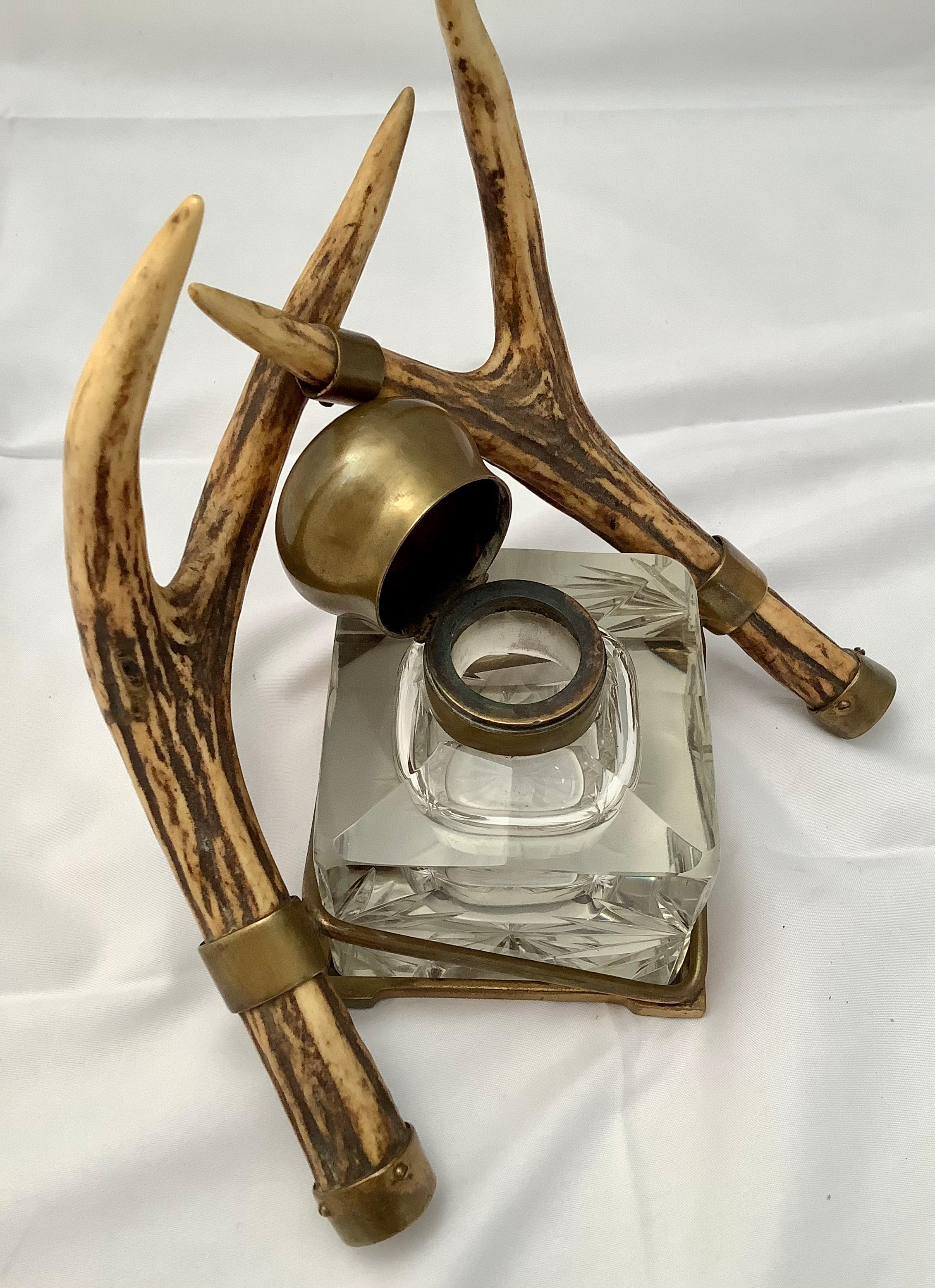 19th Century English Inkwell on Horn and Brass Base 3