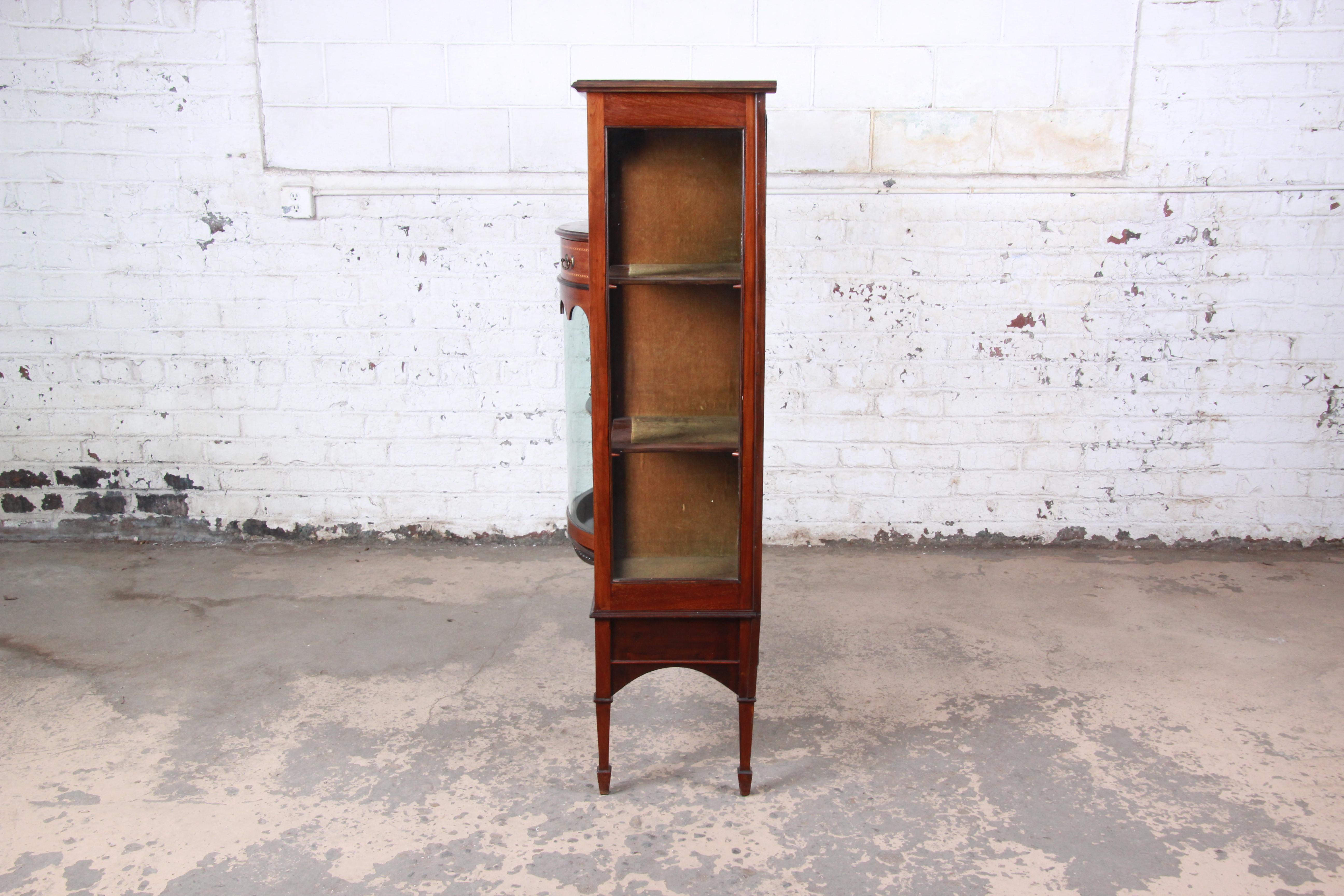 19th Century English Inlaid Mahogany Curved Glass Bookcase or Display Cabinet 6