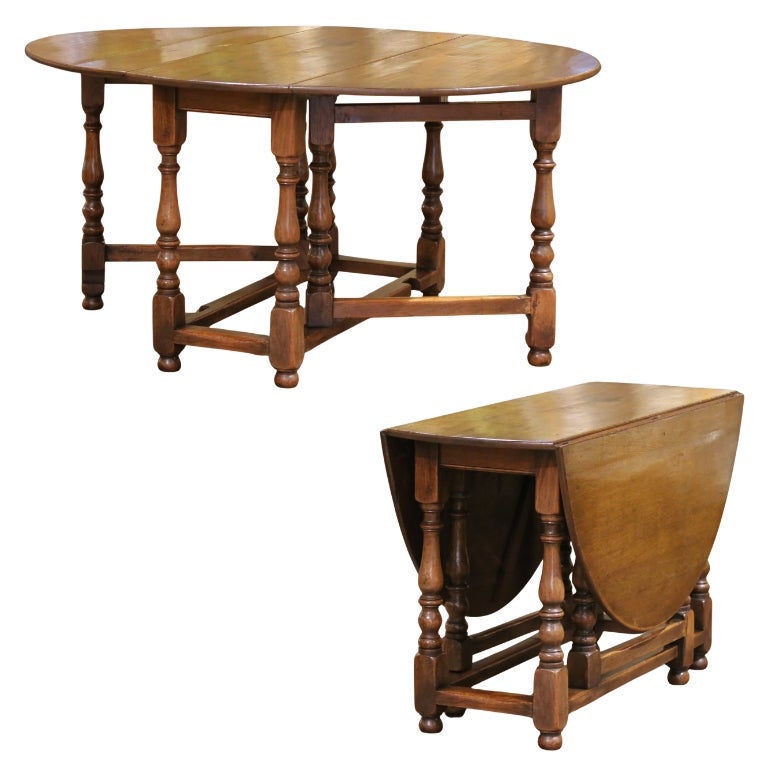 19th Century English Jacobean Oak Gateleg Drop-Leaf Dining Table with Six Legs