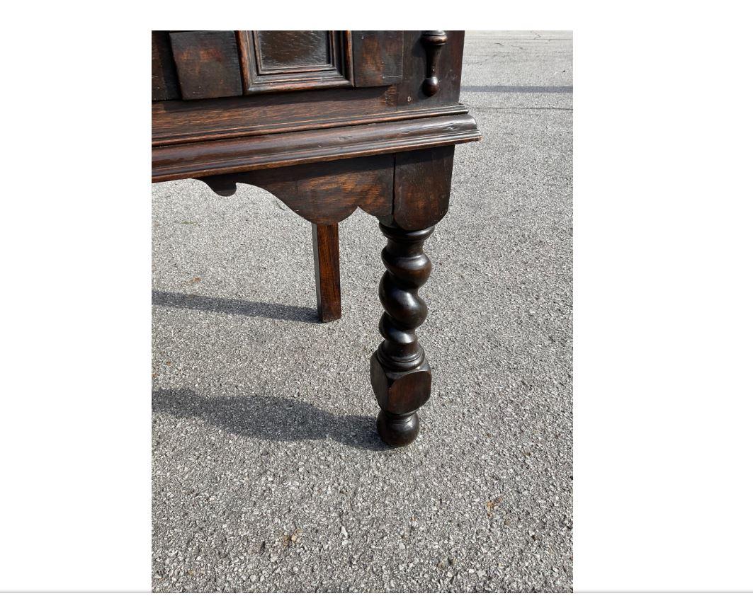 19th Century English Jacobean Server In Good Condition In Nashville, TN