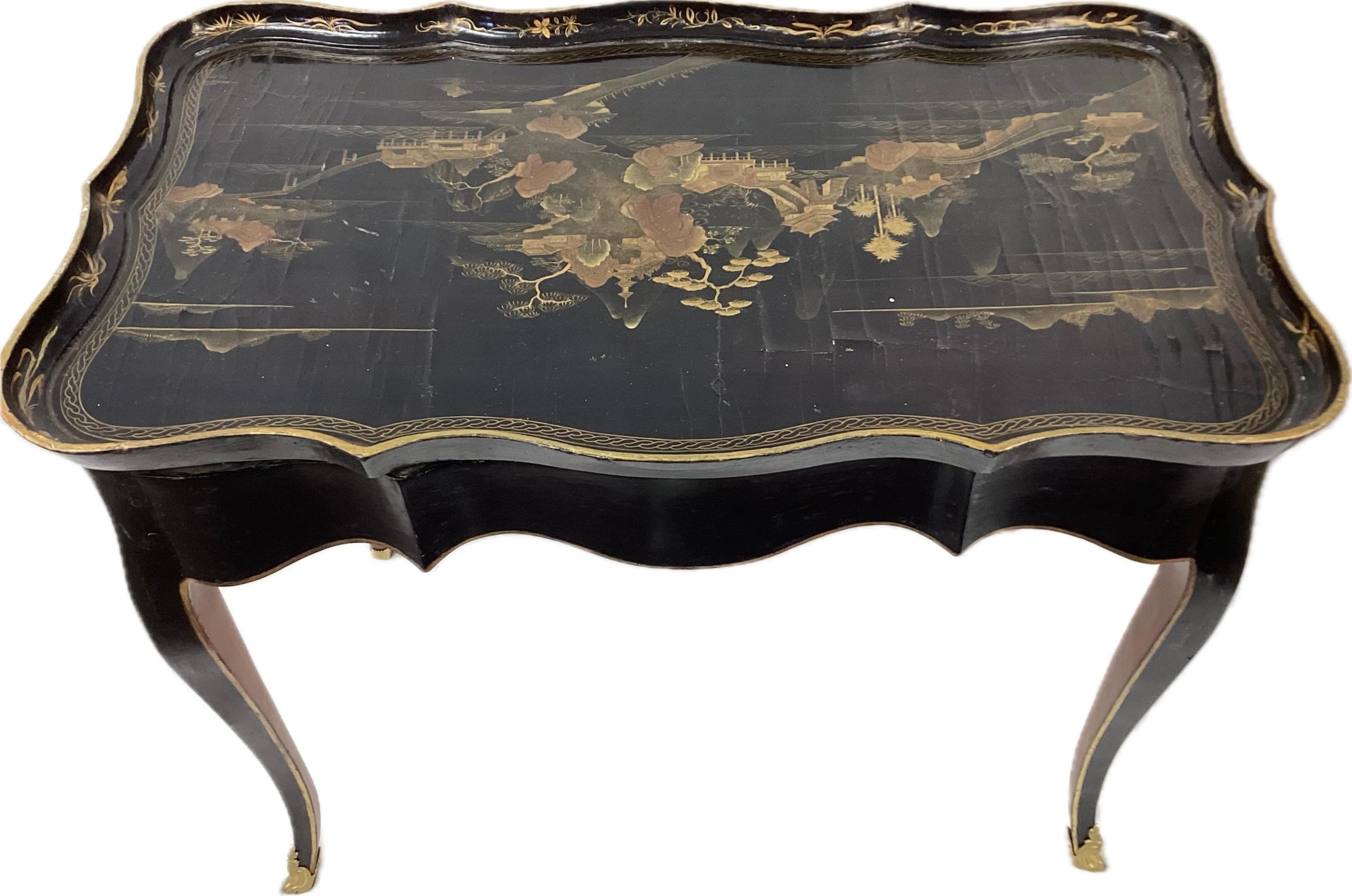 19th Century English Lacquered Chinoiserie Table For Sale 7
