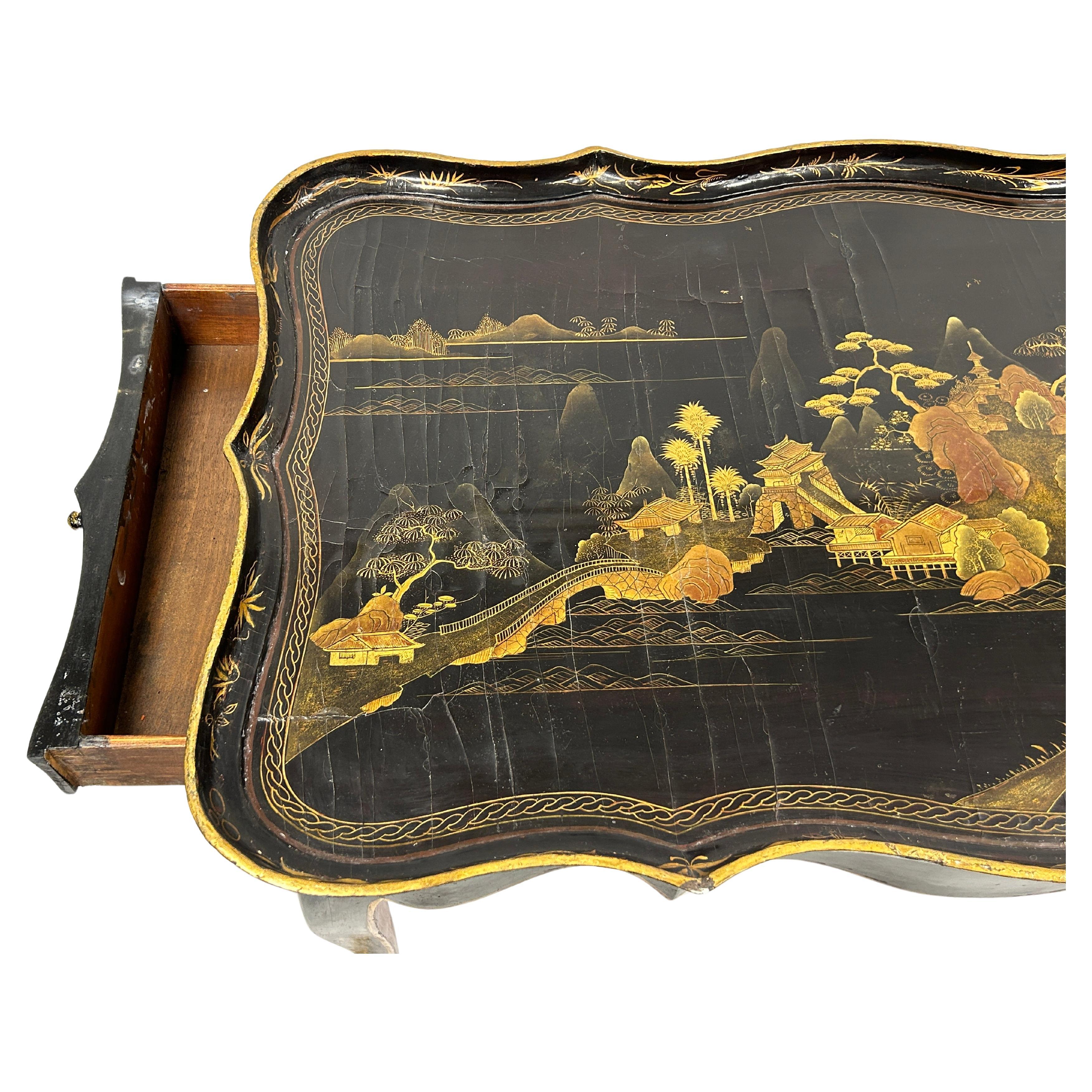 19th Century English Lacquered Chinoiserie Table For Sale 2