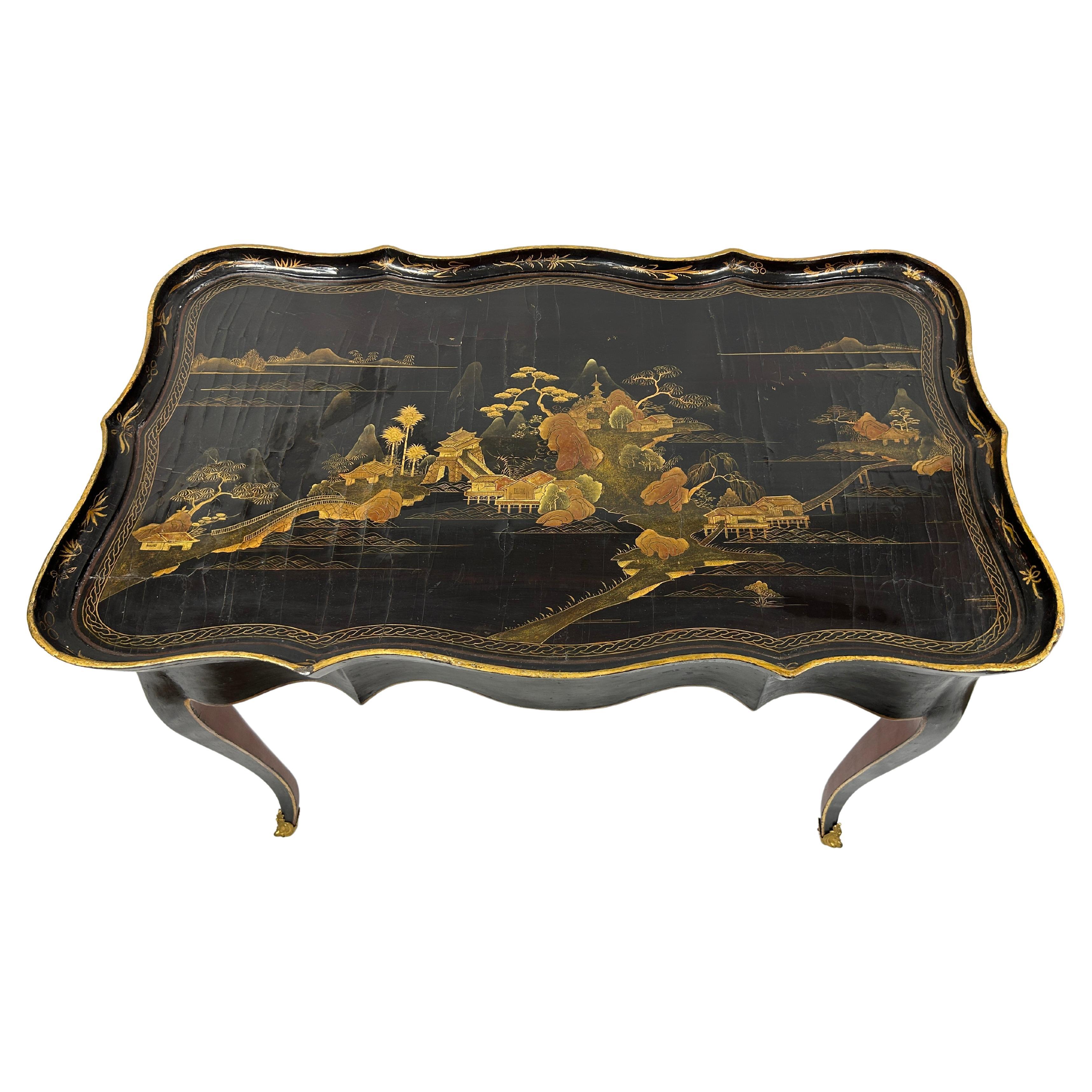 19th Century English Lacquered Chinoiserie Table For Sale