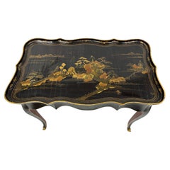 Table Chinoiserie anglaise laquée du 19ème siècle