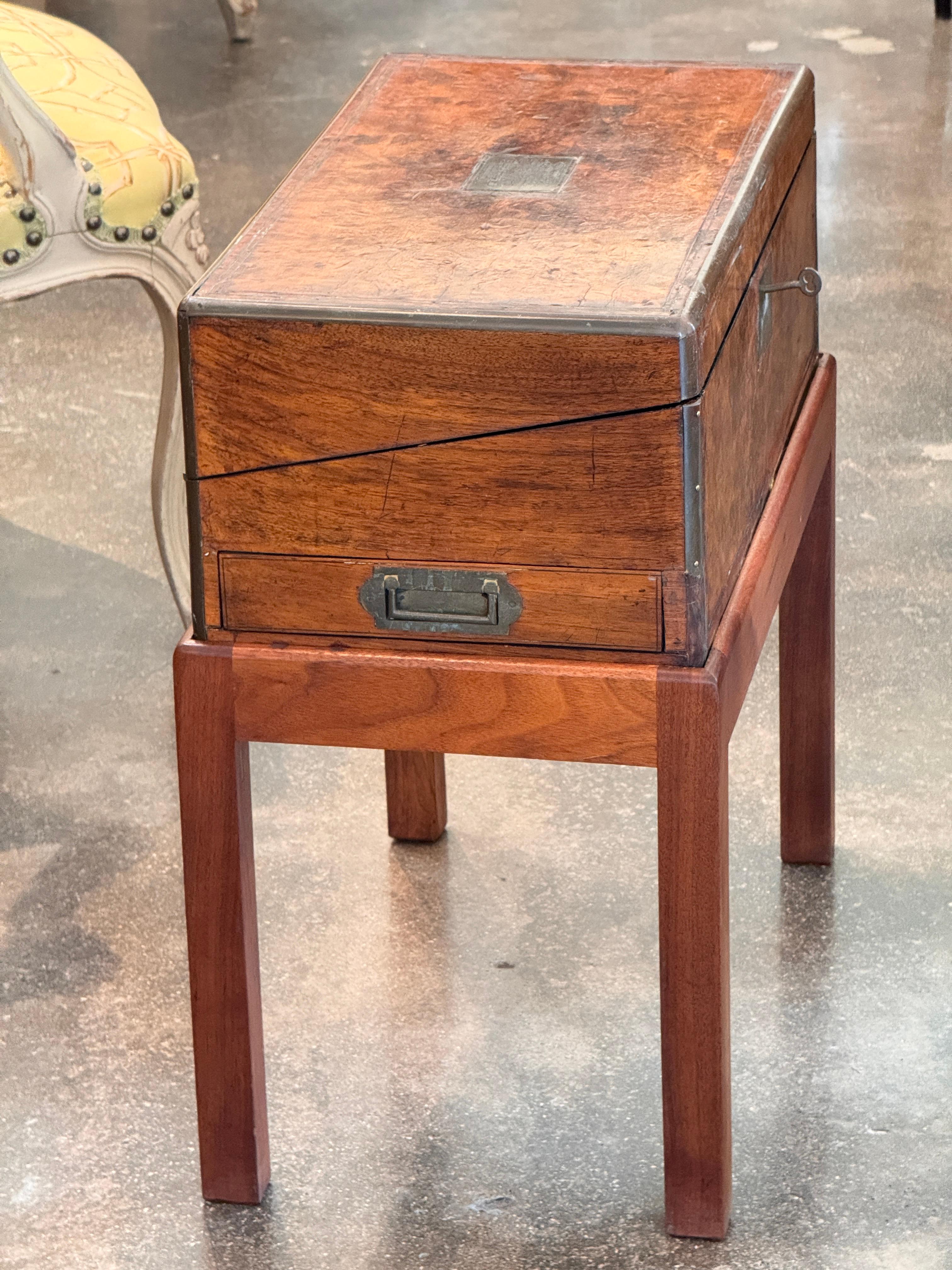 19th Century English Lap Desk on Stand For Sale 3