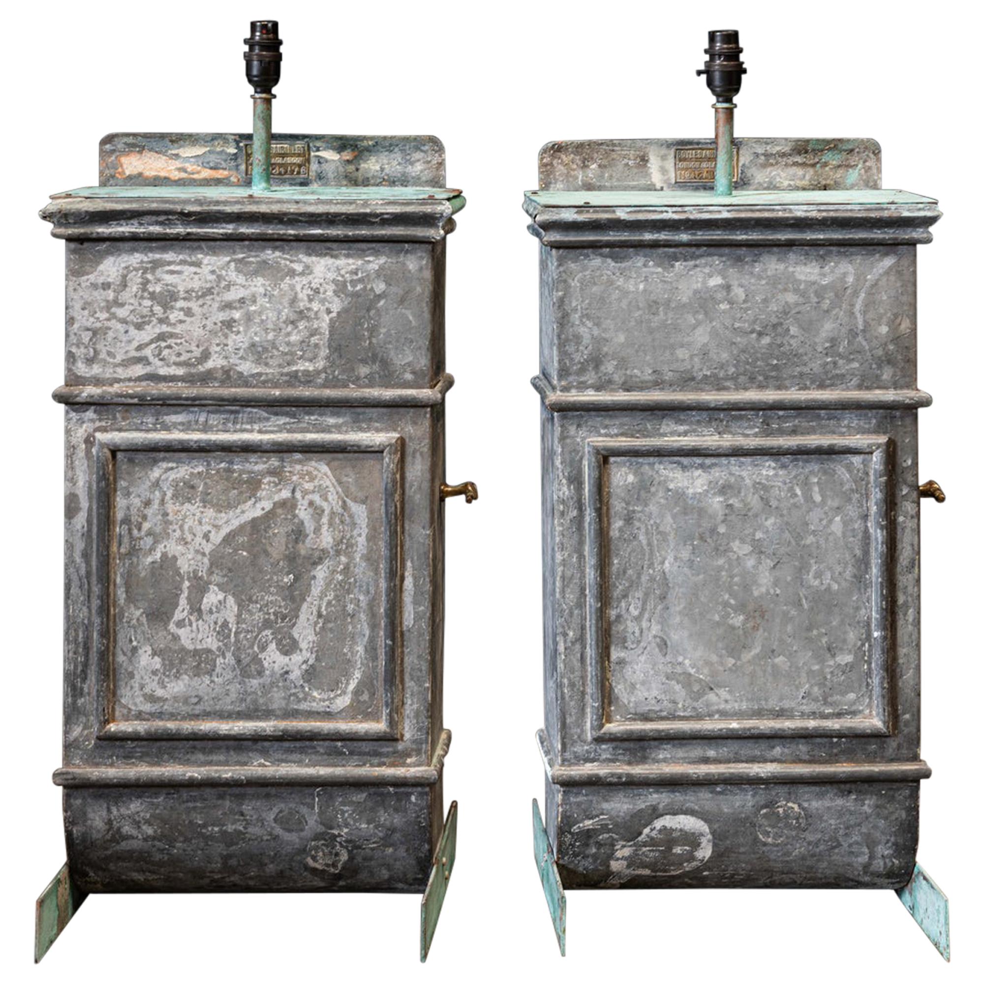 19th Century English Large Pair of London & Glasgow Air Vent Lamps For Sale