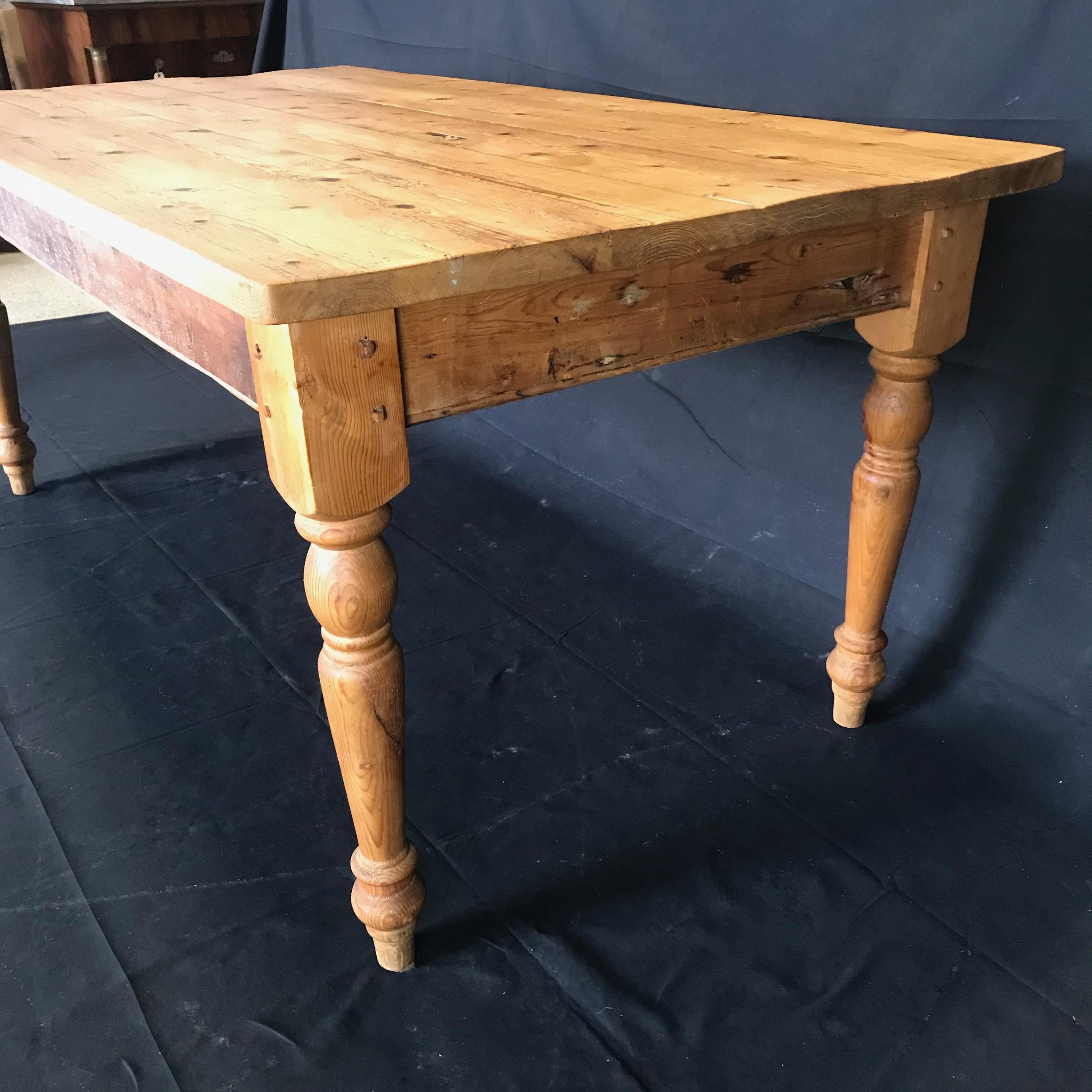 knotty pine table