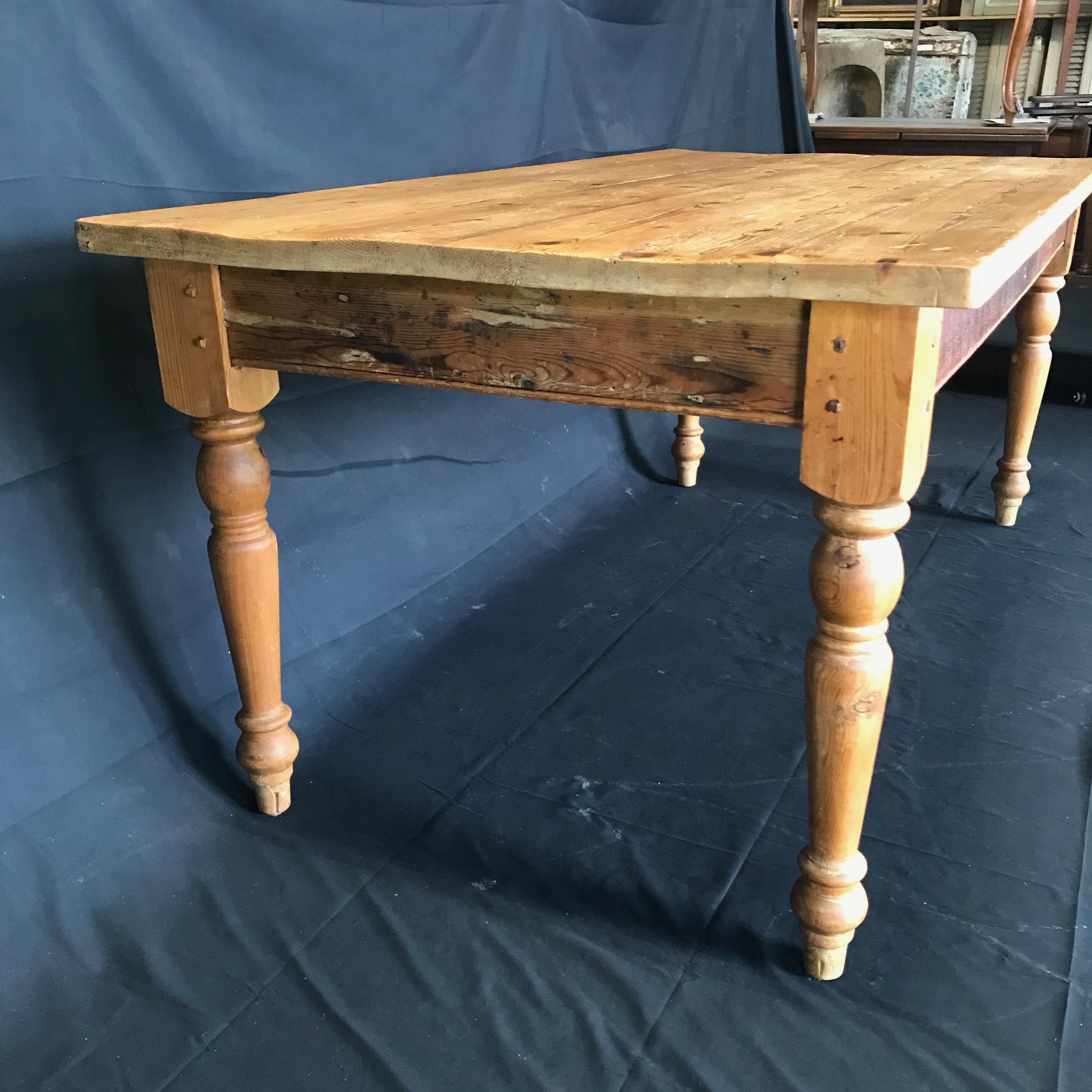 19th Century English Large Scrubbed Pine Farmhouse Dining Table 2