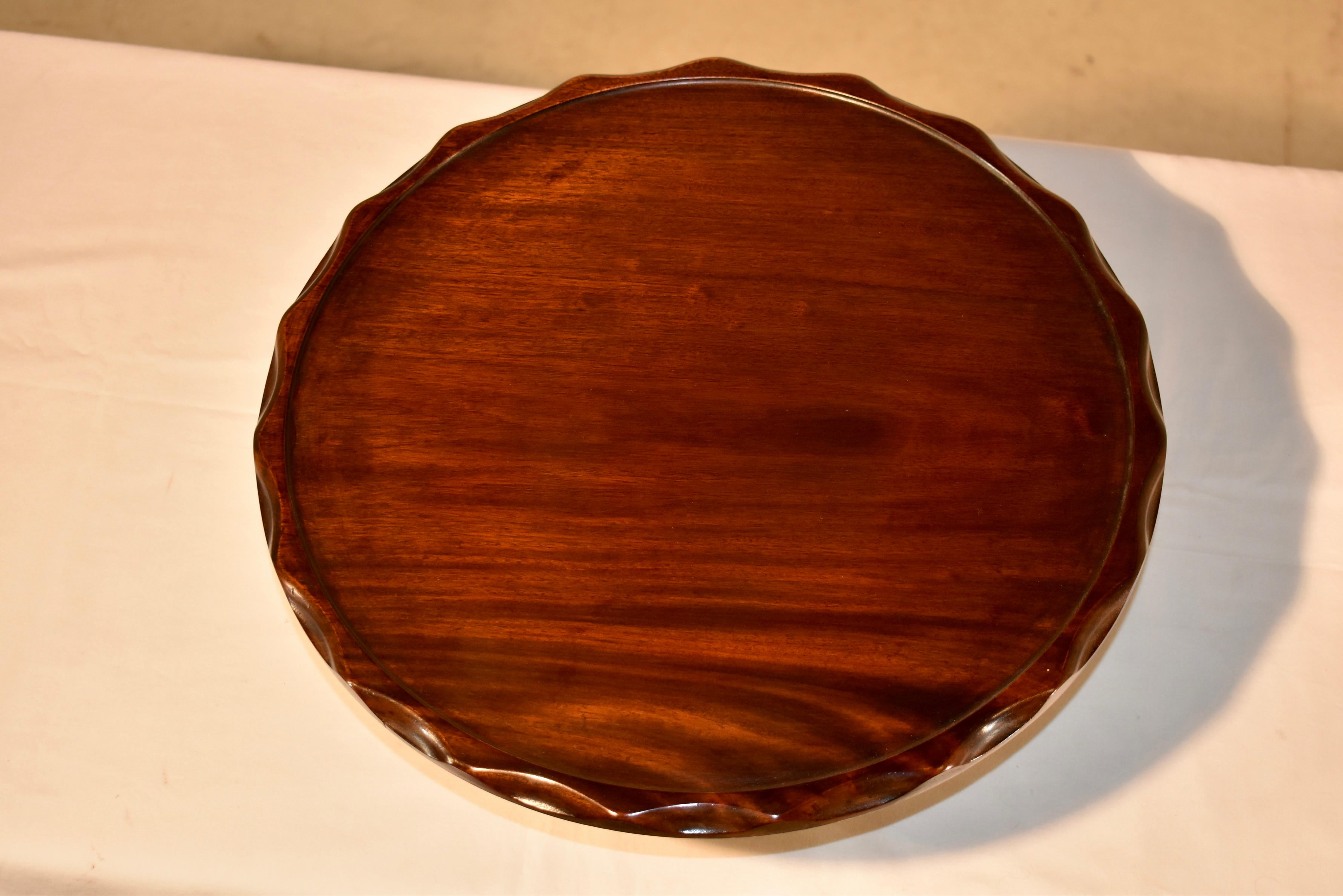 Mahogany 19th Century English Lazy Susan with Pie Crust Edge For Sale