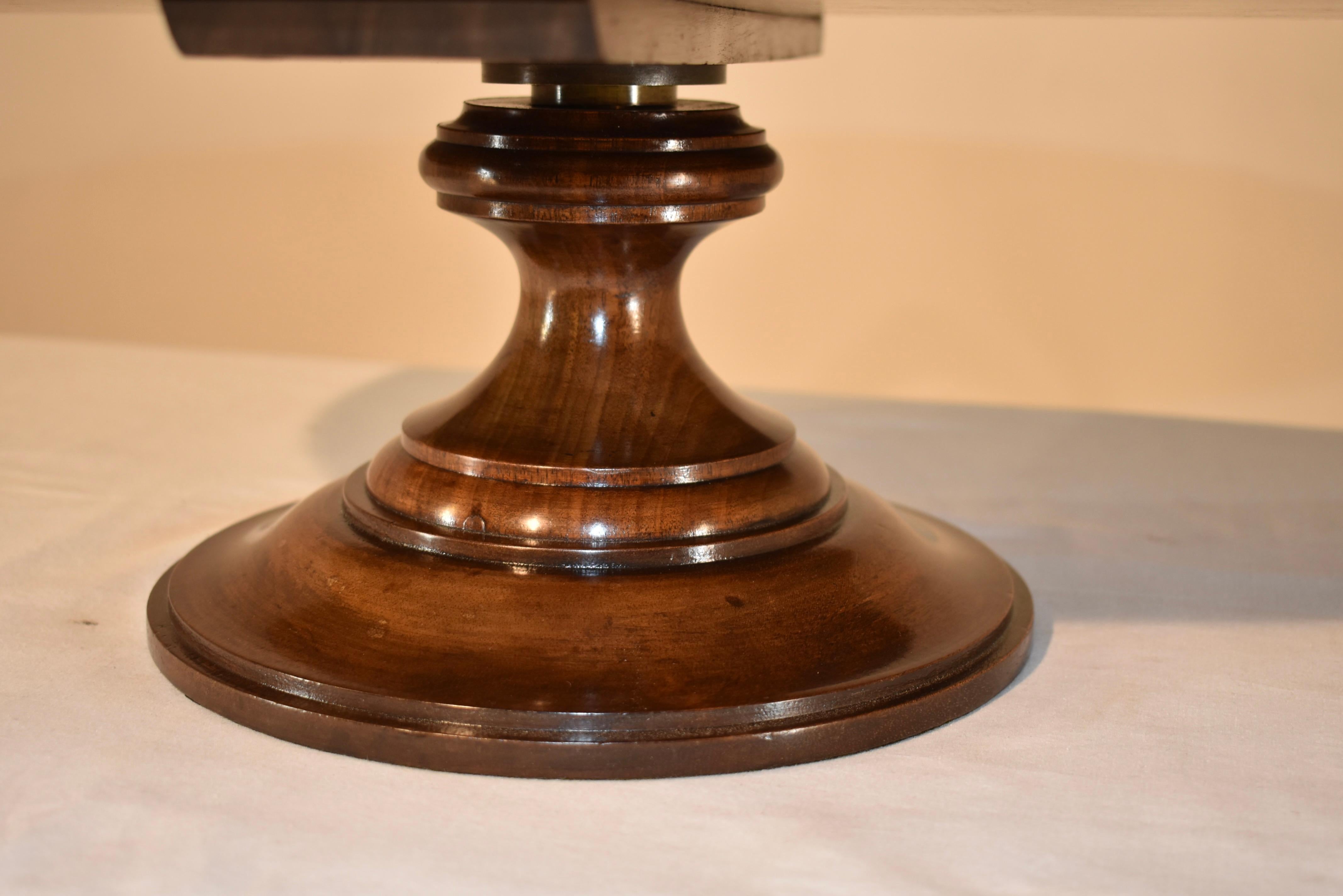 19th Century English Lazy Susan with Pie Crust Edge For Sale 2