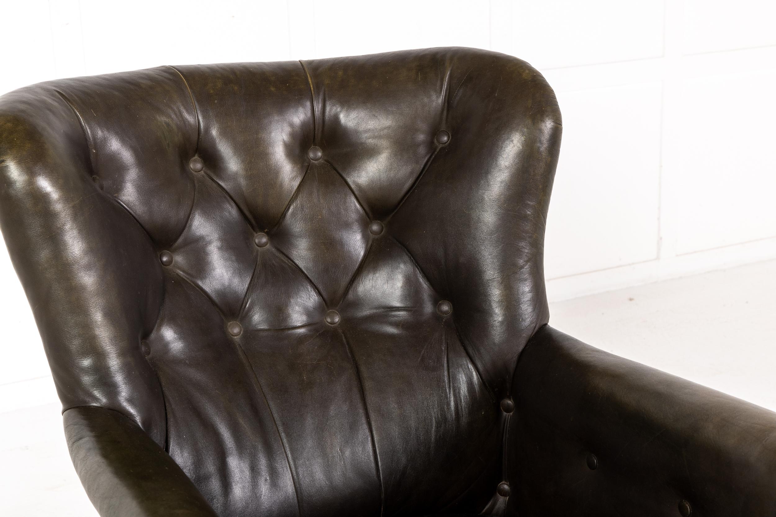 19th Century English Leather Armchair In Good Condition For Sale In Gloucestershire, GB